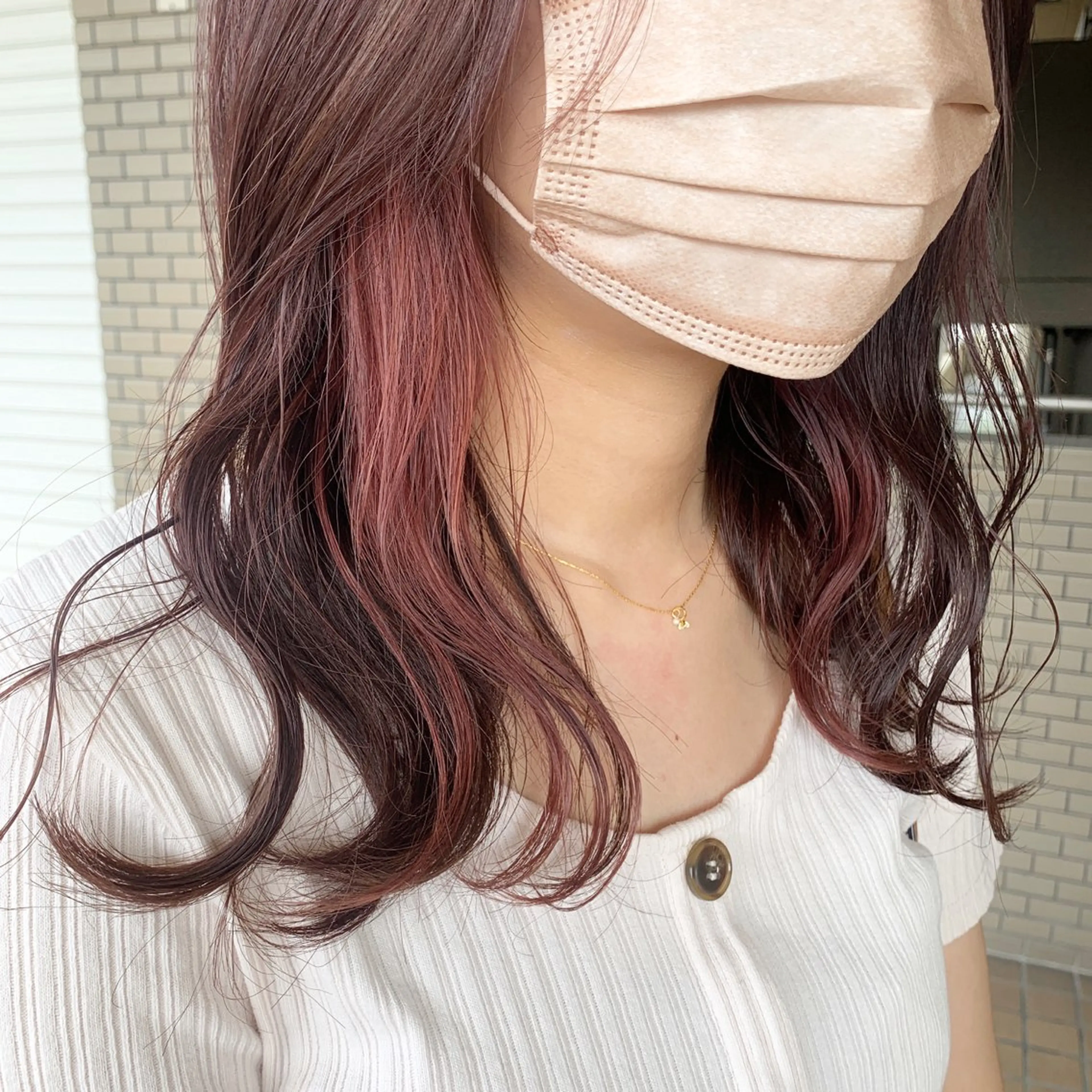 ミディアム カラー ピンクカラー カット ヘアカラー regalo Acari🍎のヘアスタイル