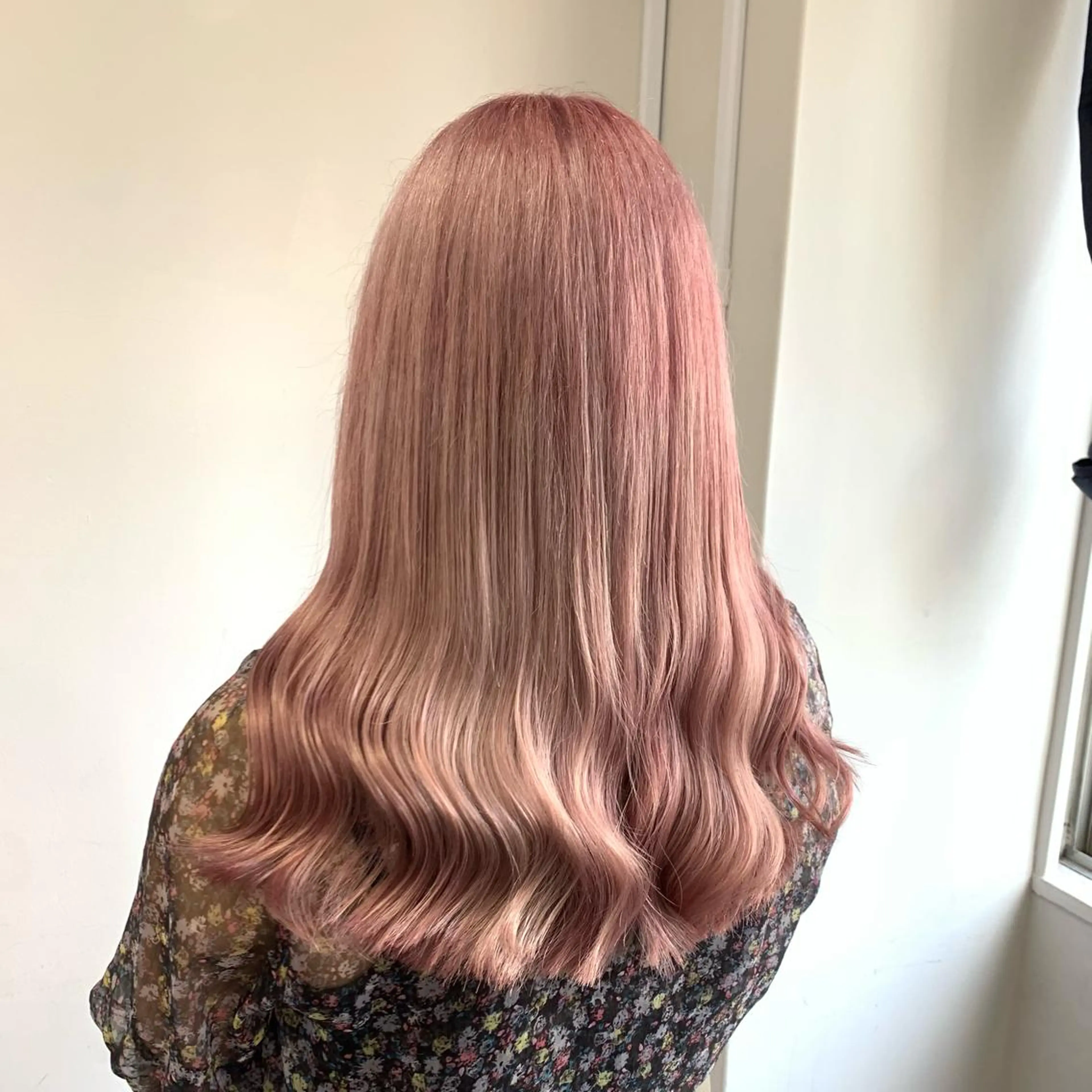 ロング カラー パーマ ヘアアレンジ メンズ キッズ ネイル マツエク・マツパ ピンクカラー ホワイトピンク カラーマツエク ピンク ホワイト BerryEyes所属・🦋haginoya miho🦋のマツエク・マツパデザイン