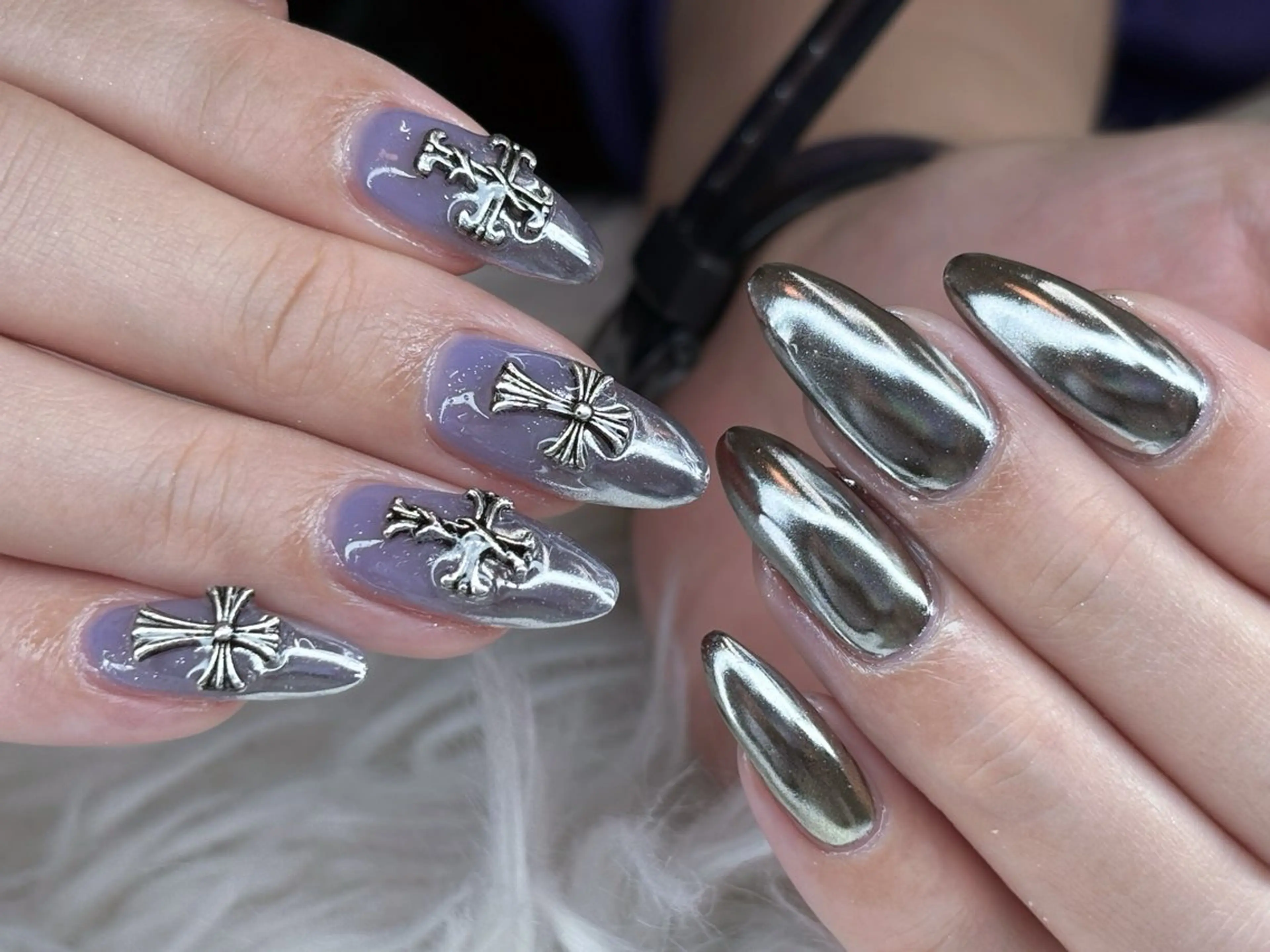 ネイル オーロラネイル ブルー チークネイル フットネイル フレンチネイル NAILS168 大家店のネイルデザイン