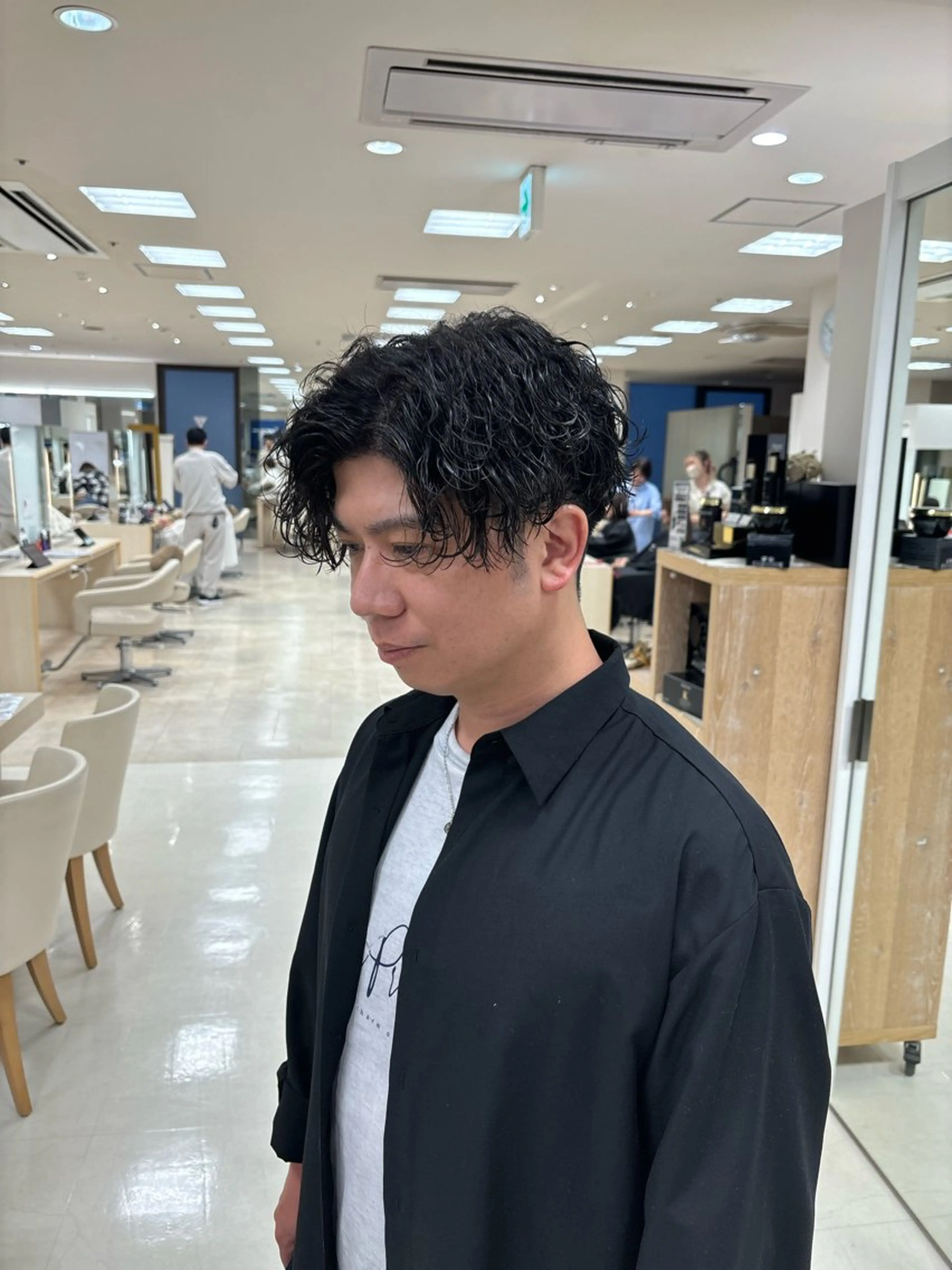 ショート パーマ メンズ カット パーマ トリートメント 湘南/メンズパーマ/ ハイライト/ユチカのヘアスタイル