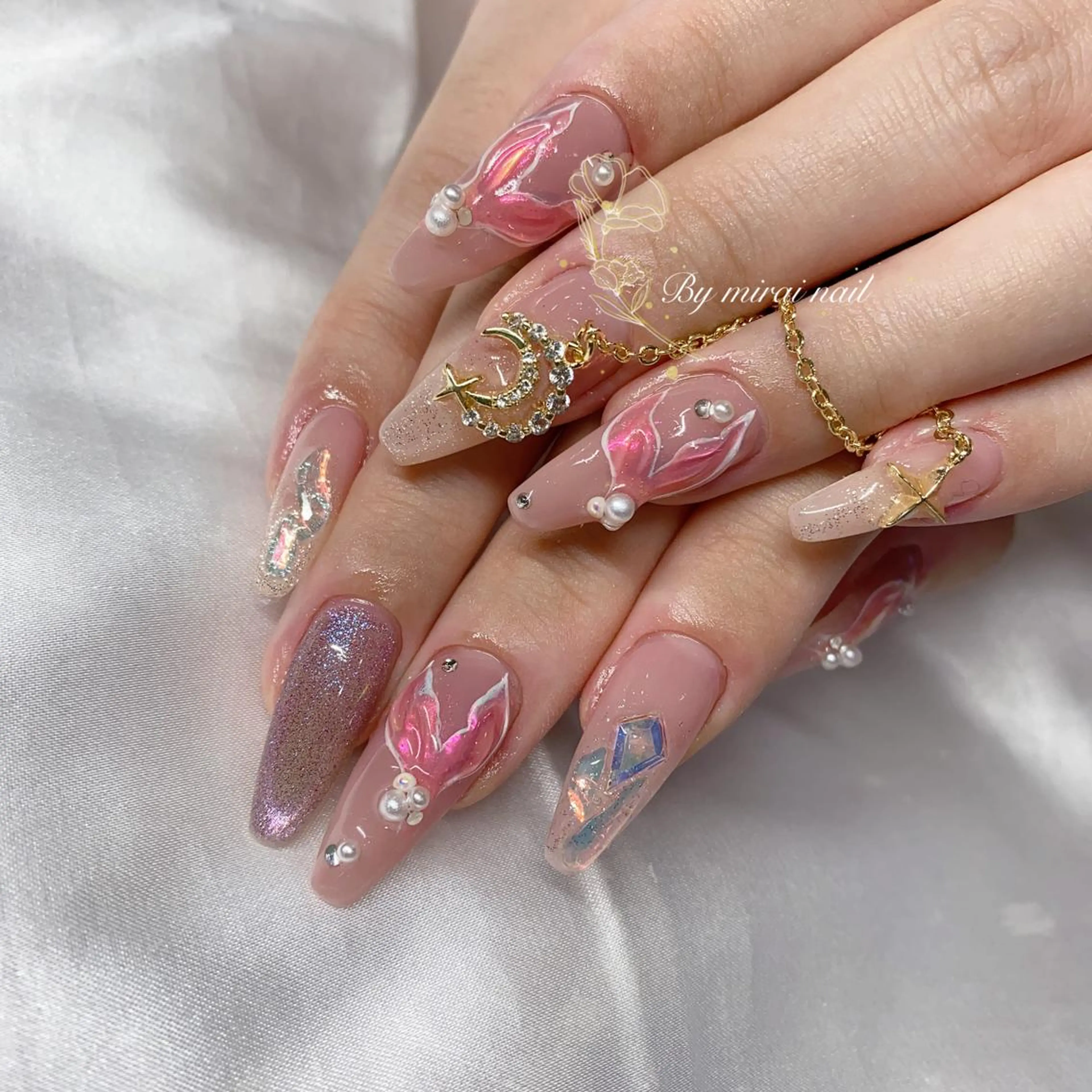 ネイル ネイルサロン 9Carats神田のネイルデザイン