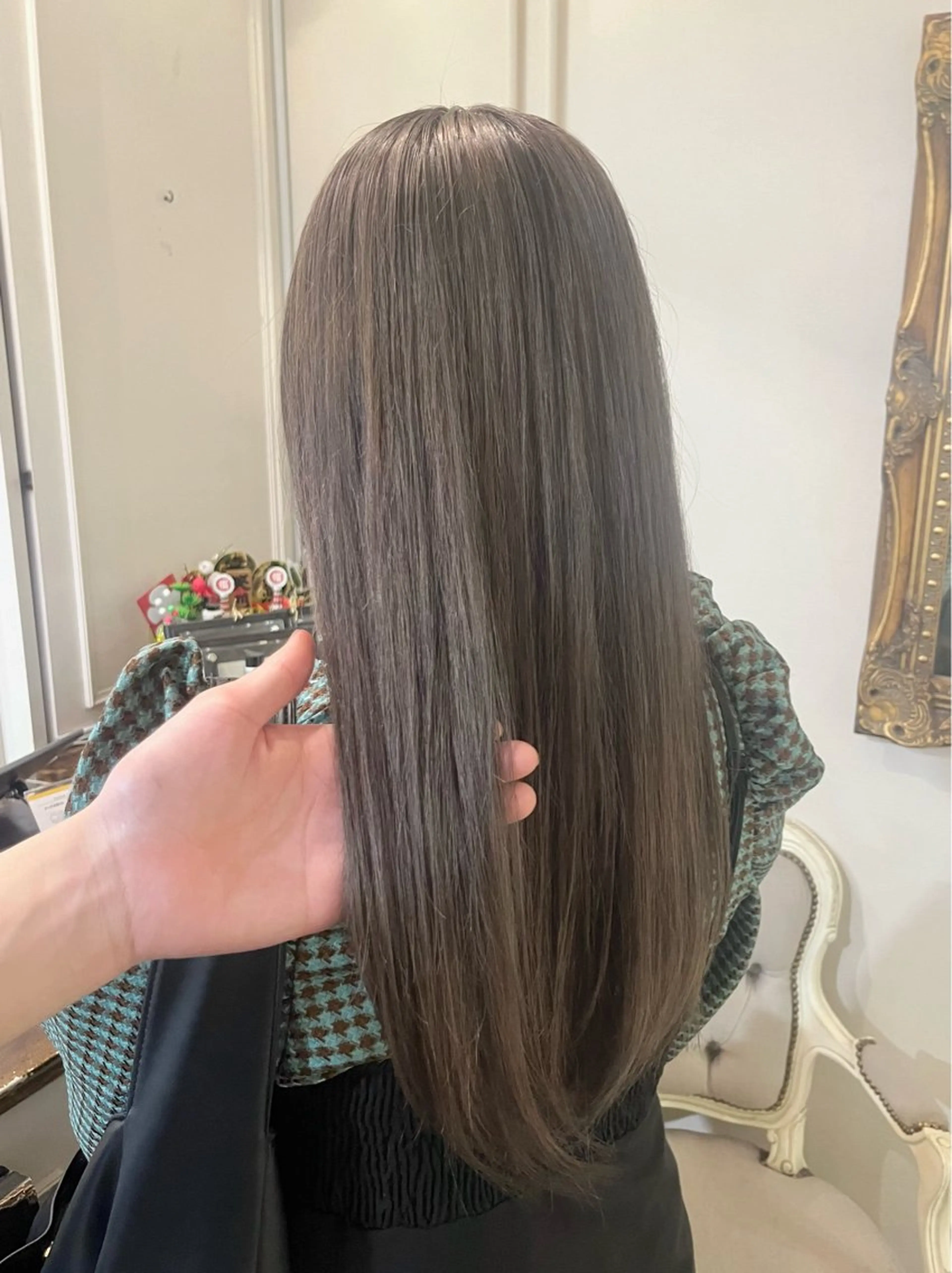 カラー 森田翔斗 顔周りレイヤーのヘアスタイル