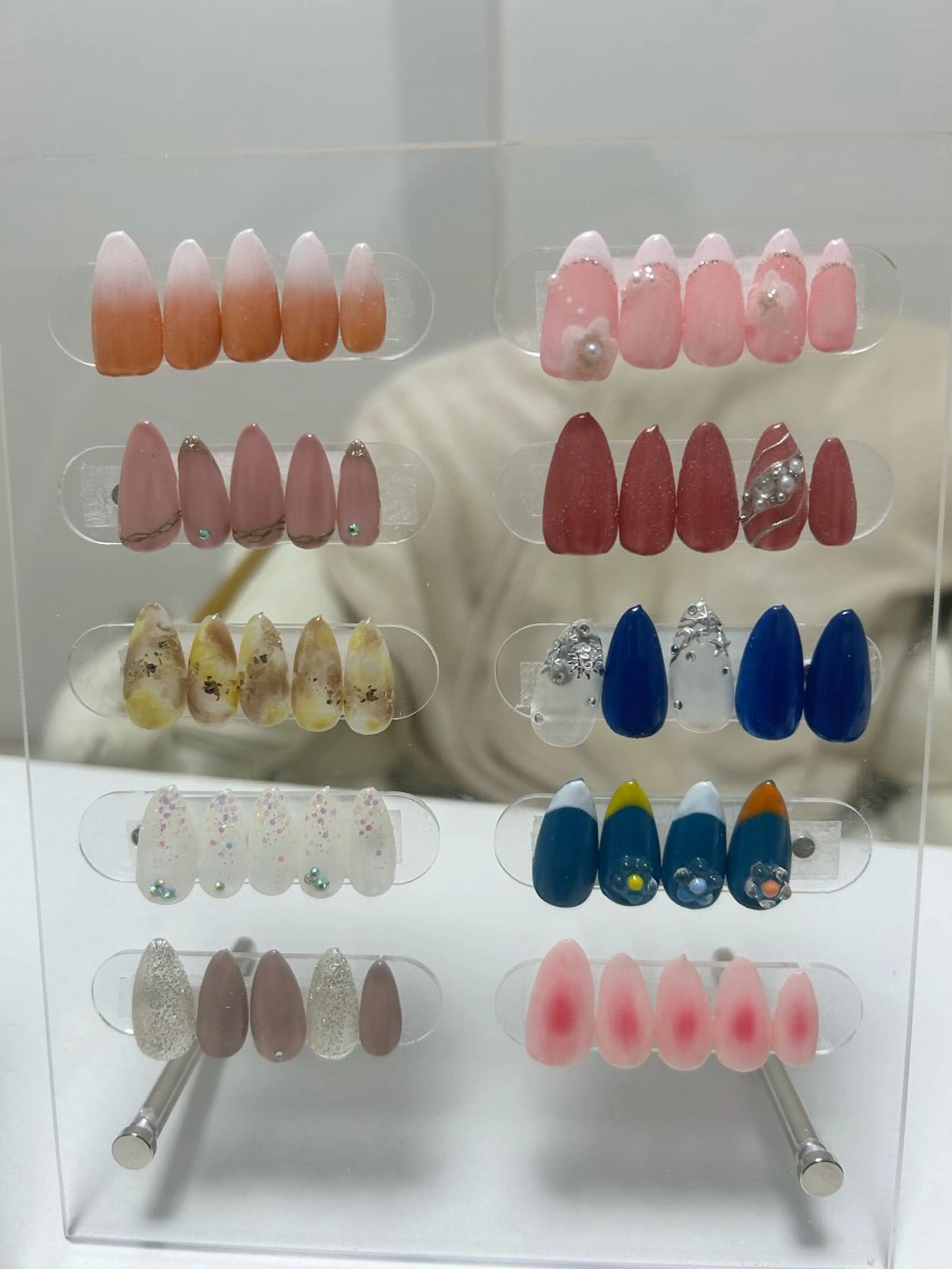 ネイル シンプルネイル フォルビチローロ所属・moritou harunaのネイルデザイン