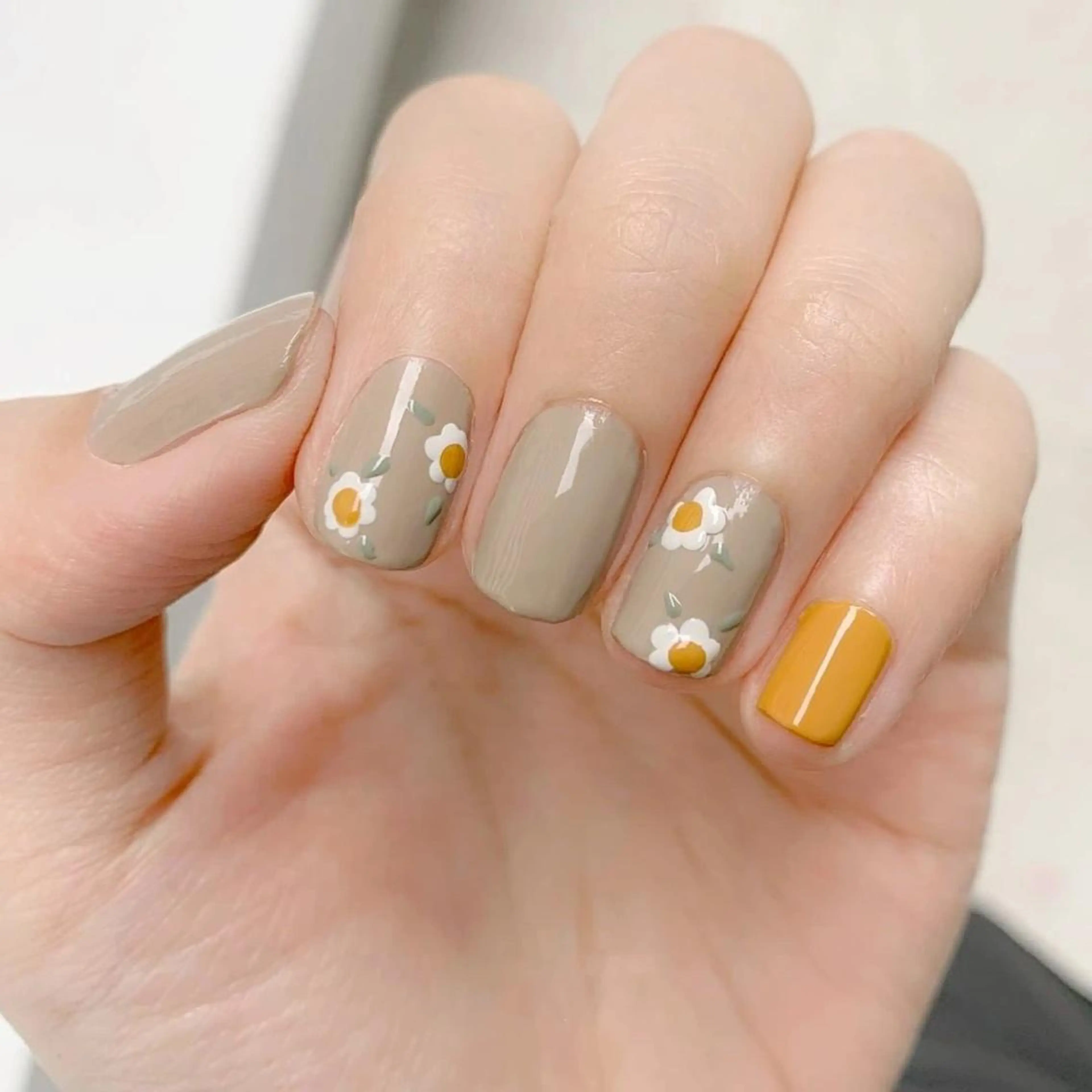 ネイル 💅ネイルサロン ブラン🌈かすみのネイルデザイン