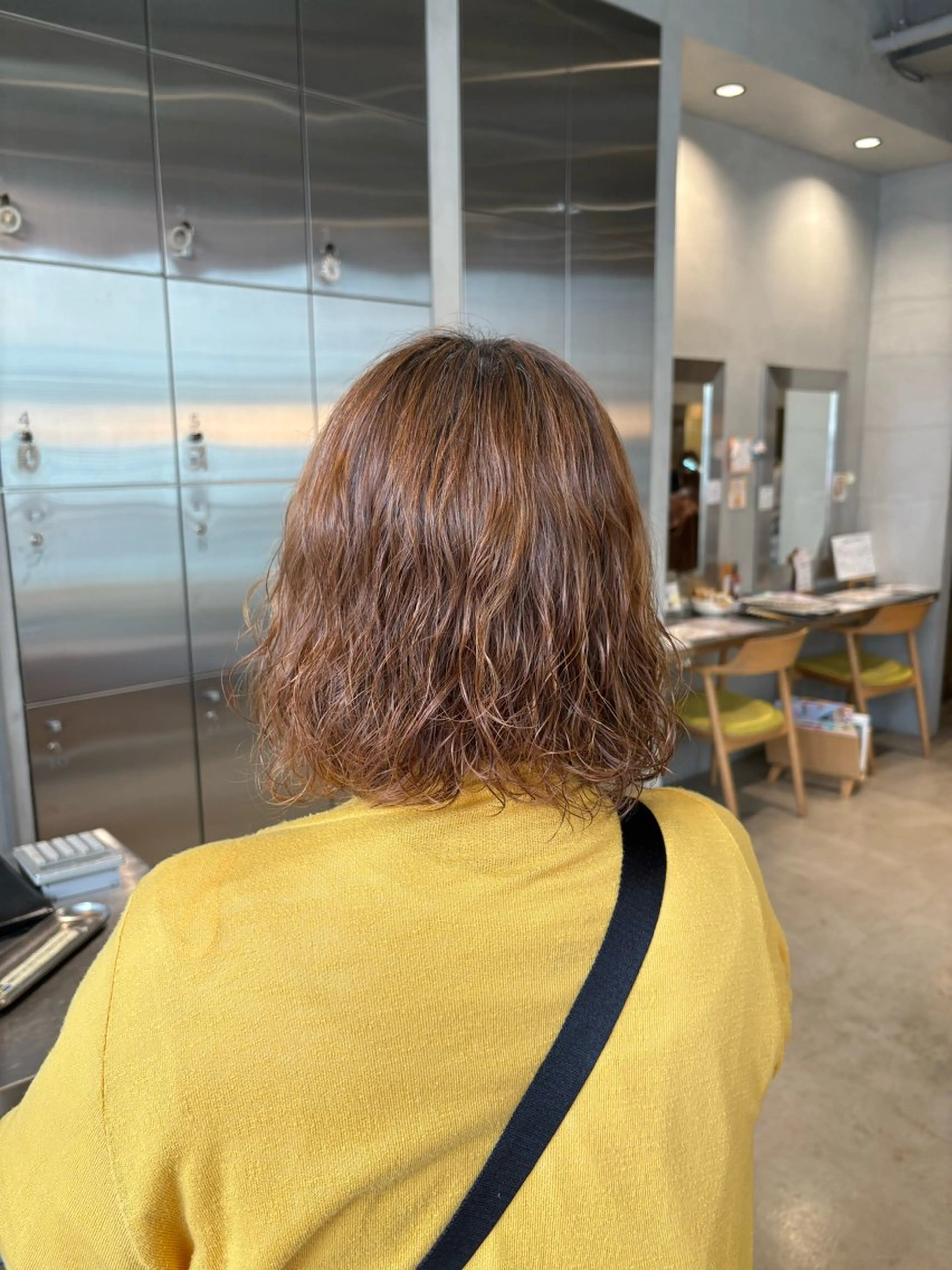 ミディアム パーマ ミディアムパーマ 樋口 花穂のヘアスタイル