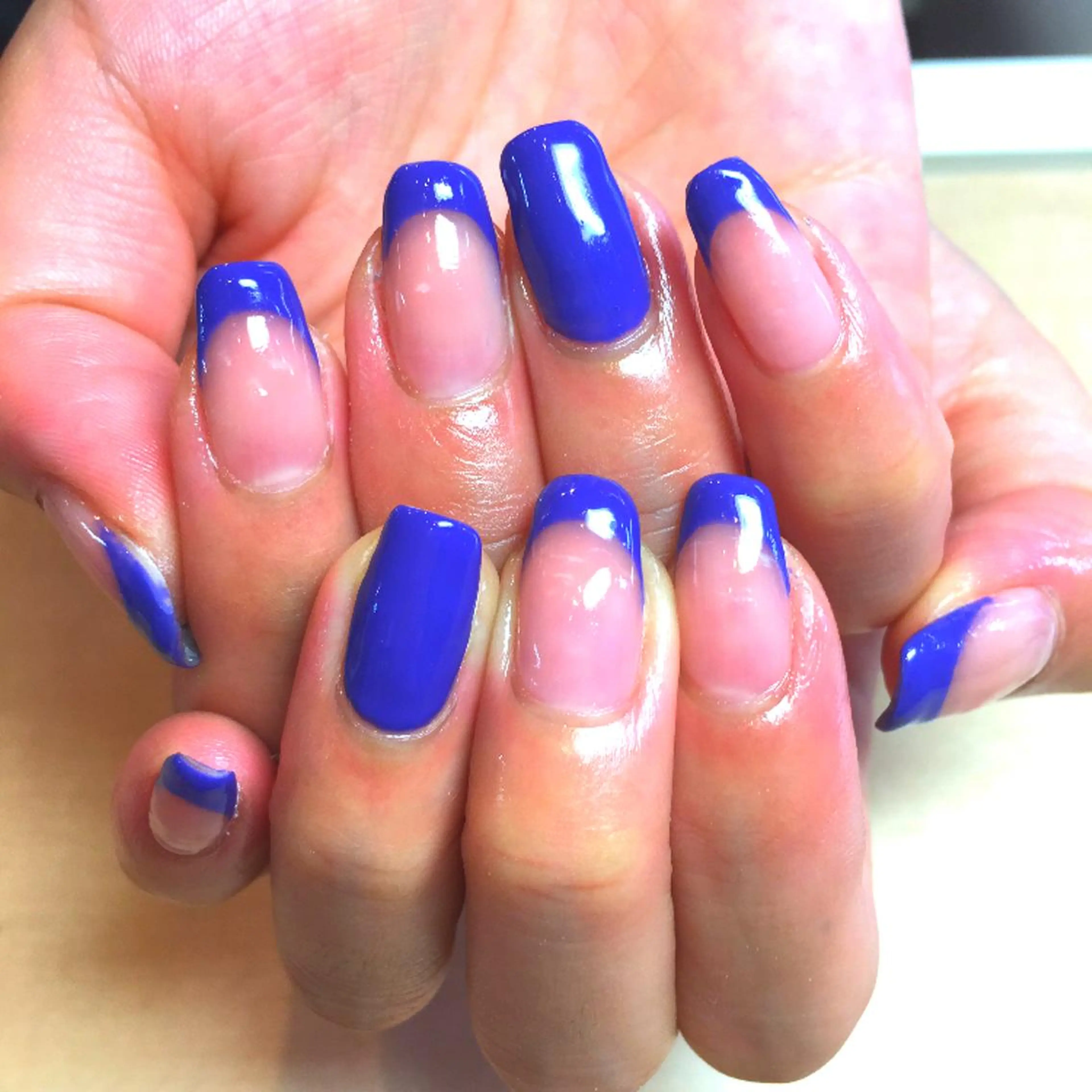 ネイル フレンチネイル アンドルーチェ スクールの眉毛・アイブロウイメージ