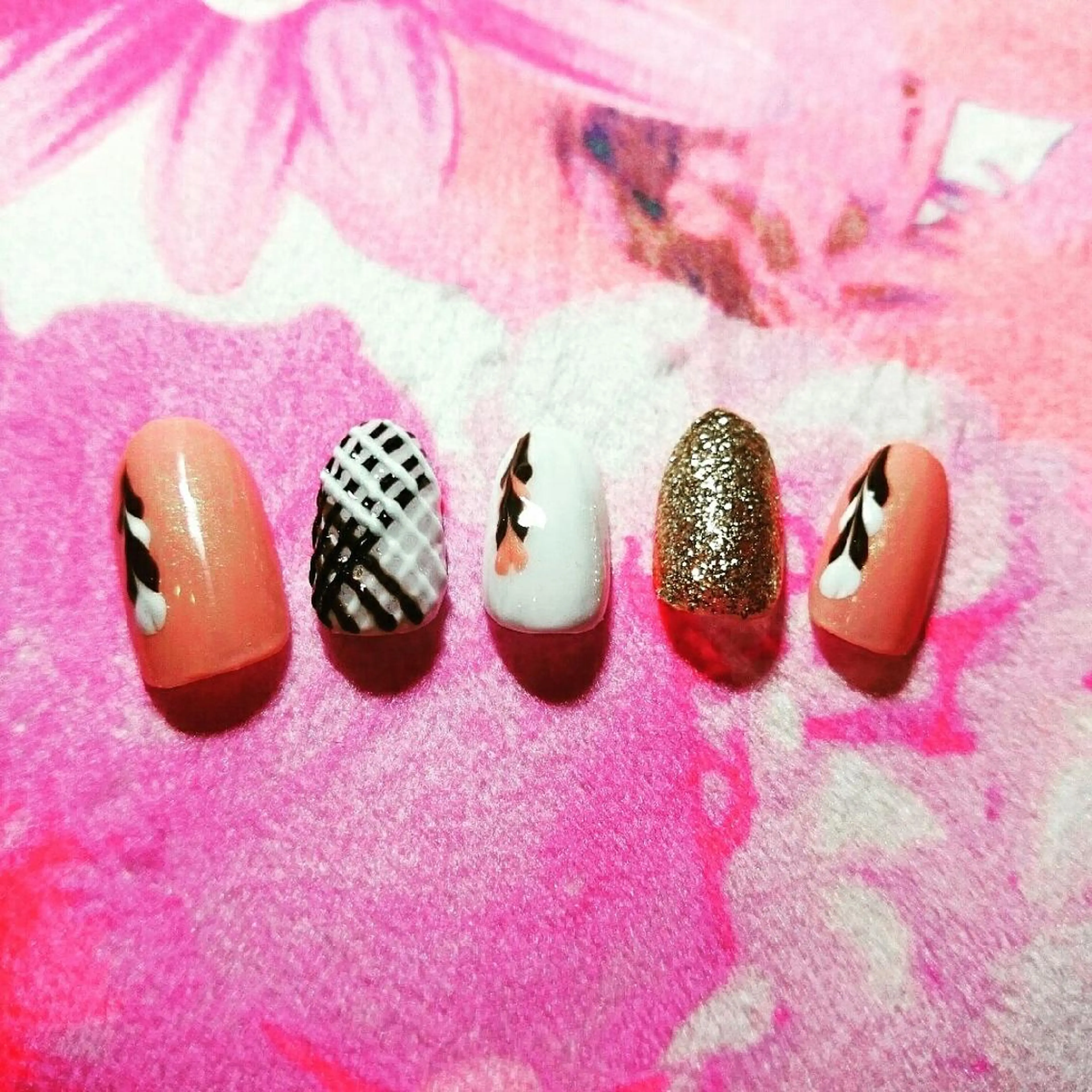 ネイル JEWEL nailのネイルデザイン