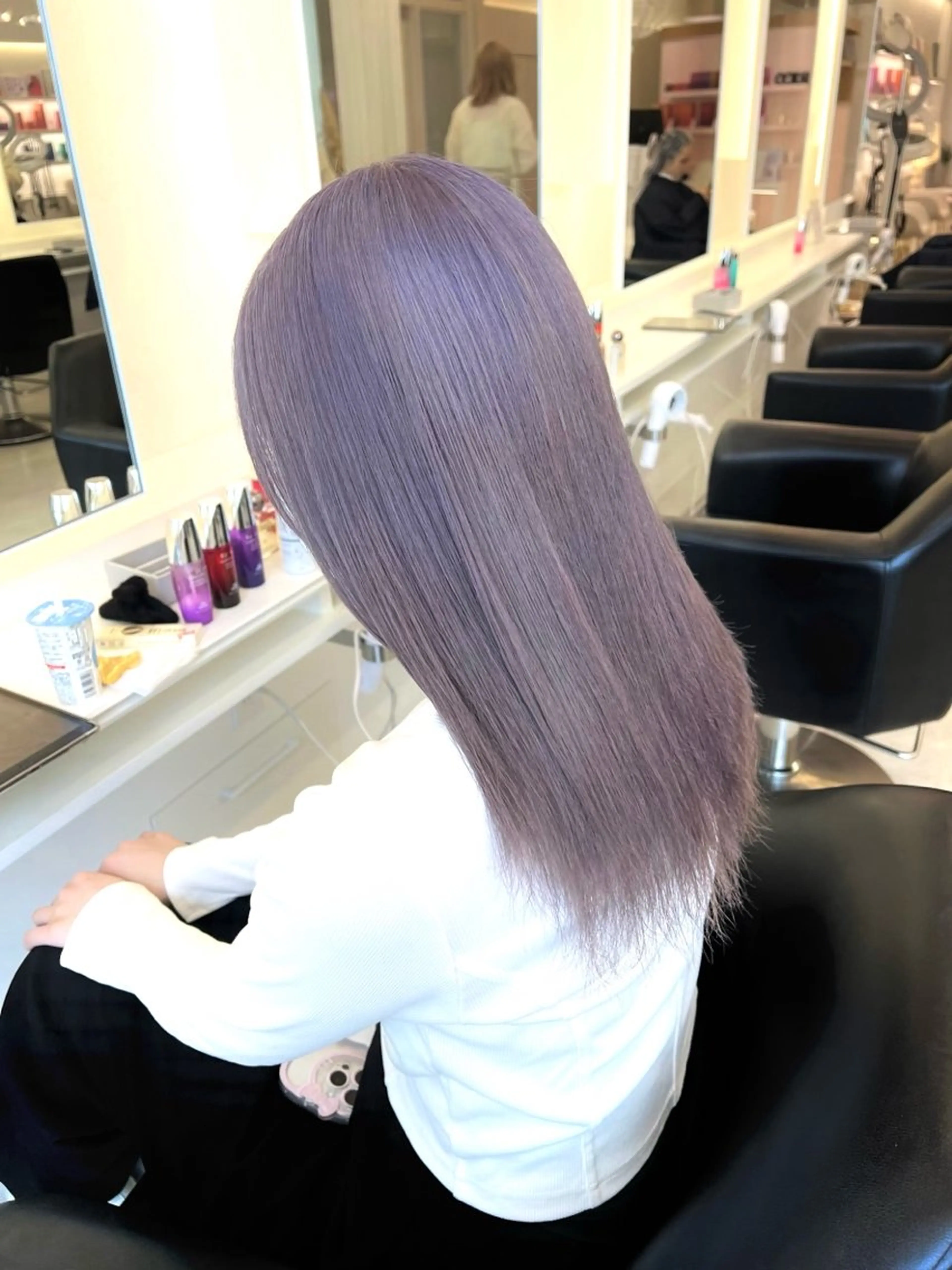 セミロング ヘアカラー Parve  Mix 🫧梶川虹のヘアスタイル