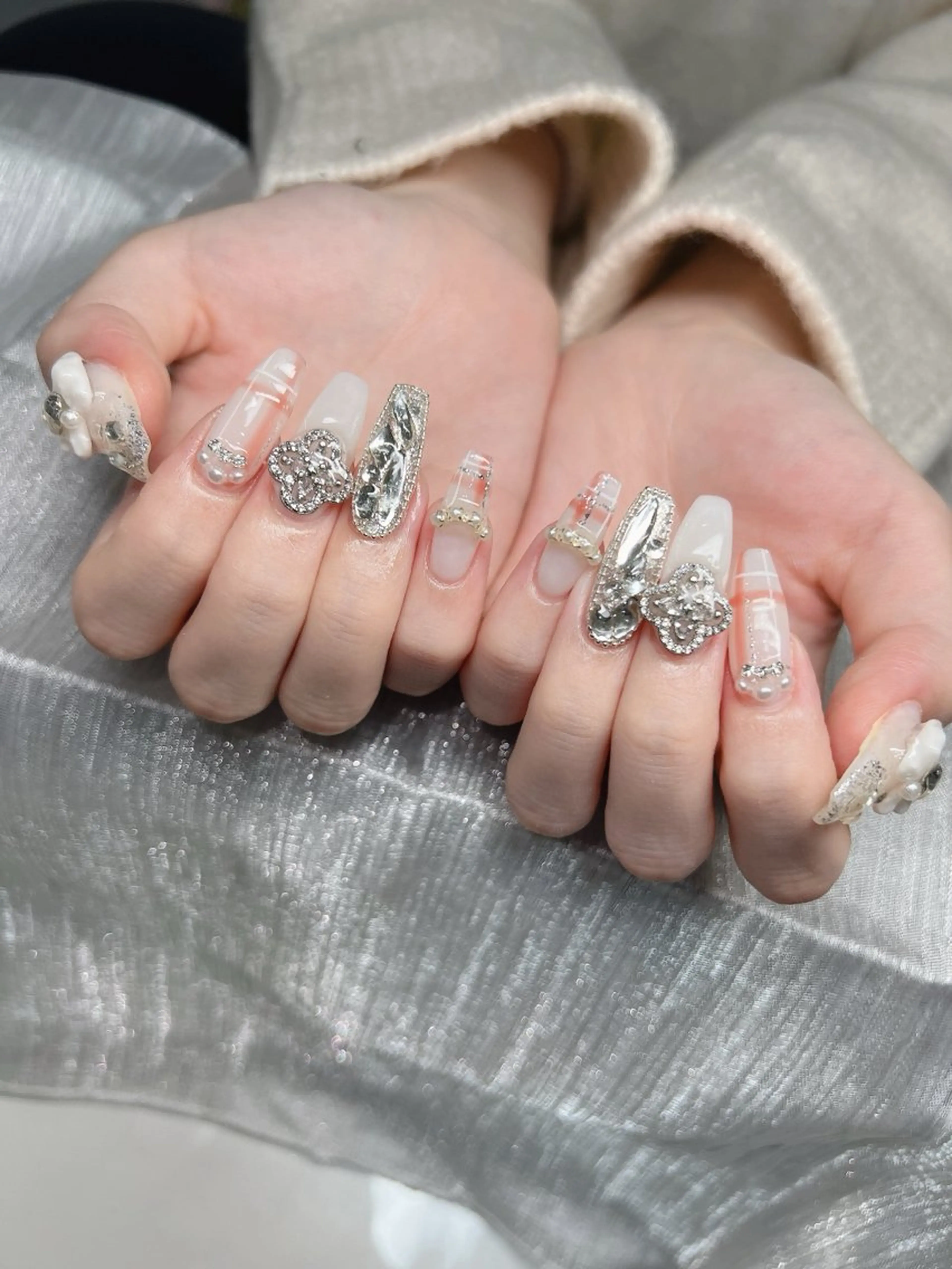 ネイル マグネットネイル ミラーネイル ピンク ネイルチップ 冬ネイル Lee Nailsのネイルデザイン