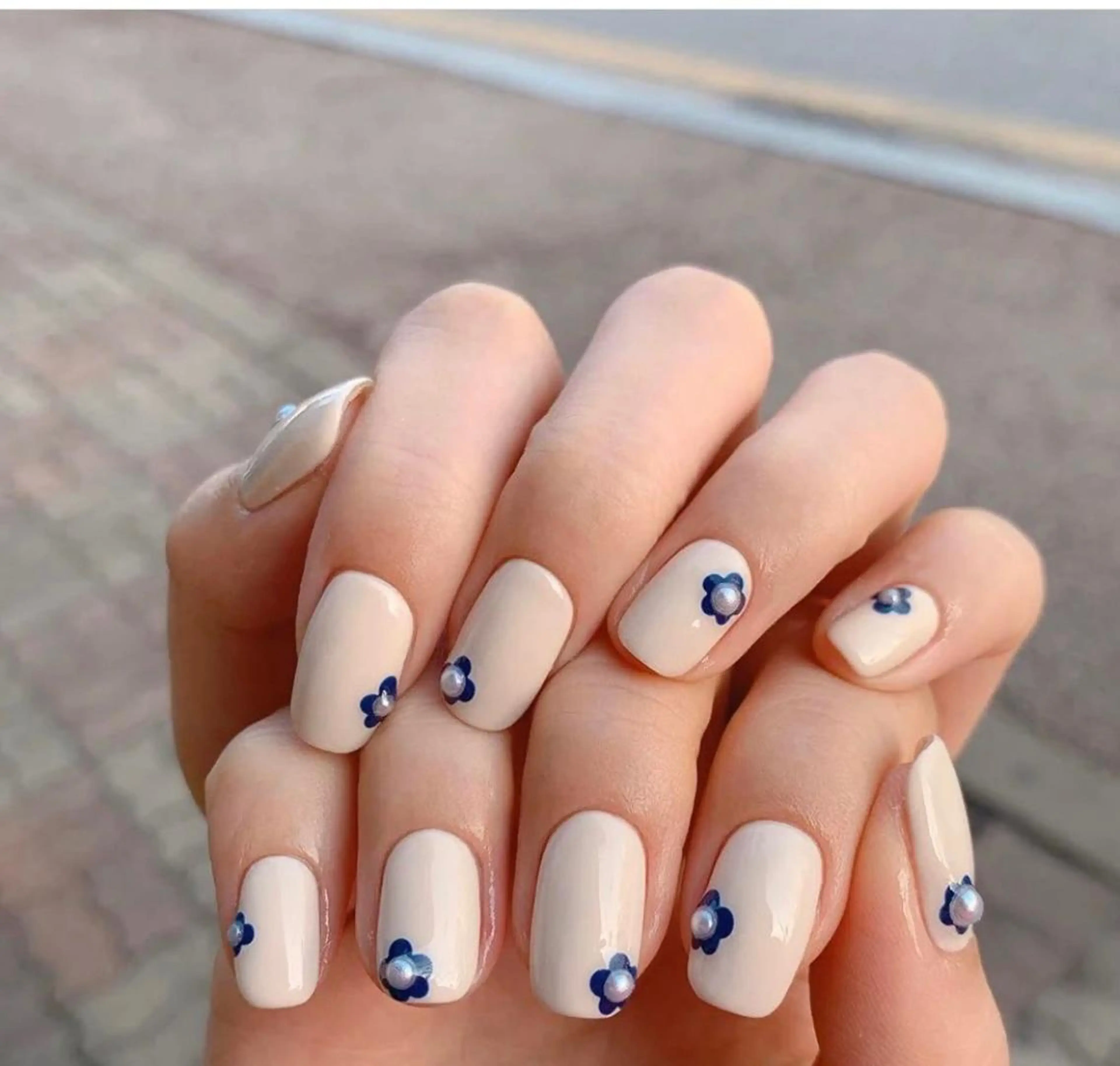 ネイル 💅E•U•B NAIL🌹所属・横浜市中区曙町 ネイルE·U·Bのネイルデザイン