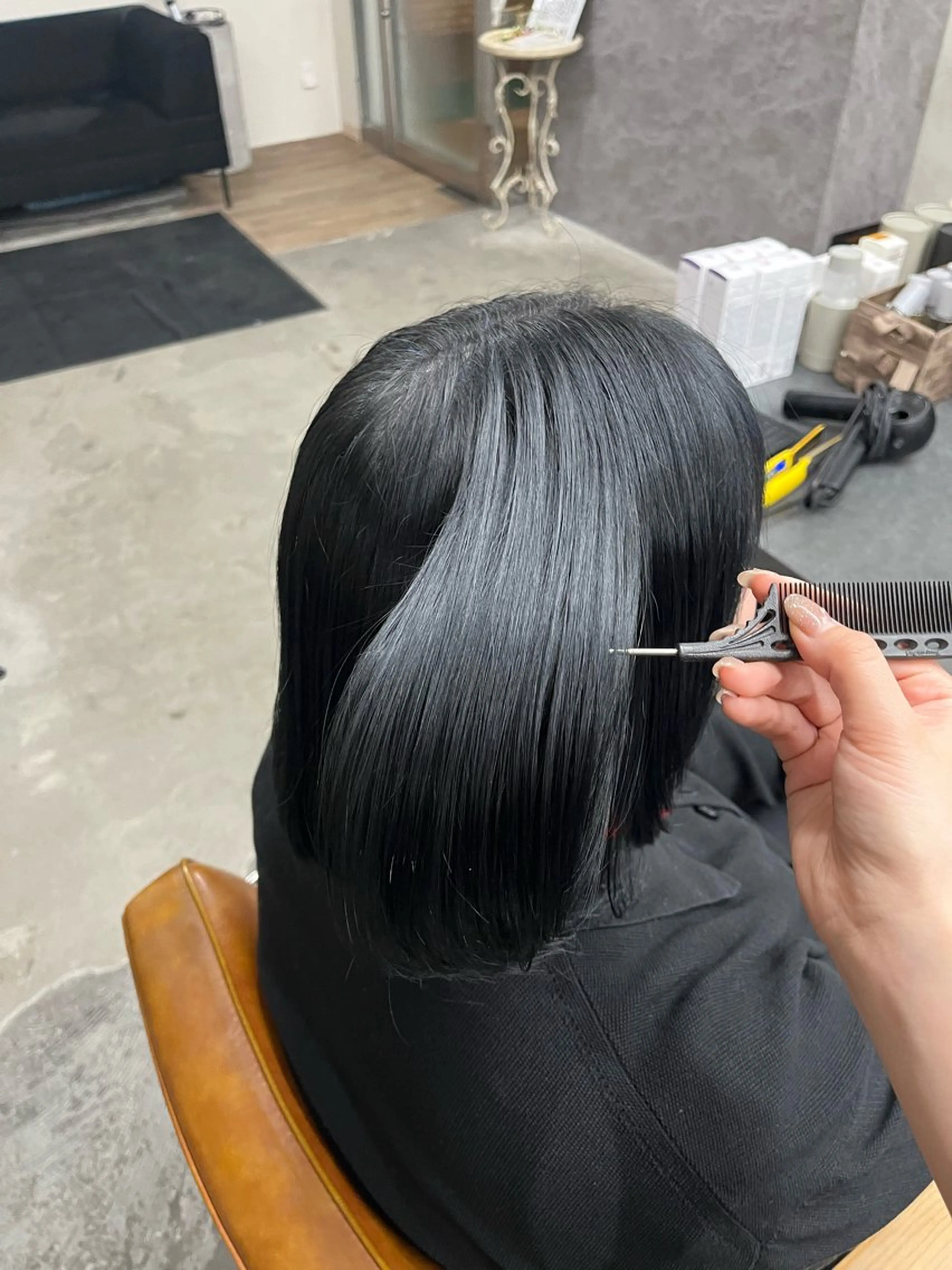 カラー nico 麻生 花輪 美優のヘアスタイル