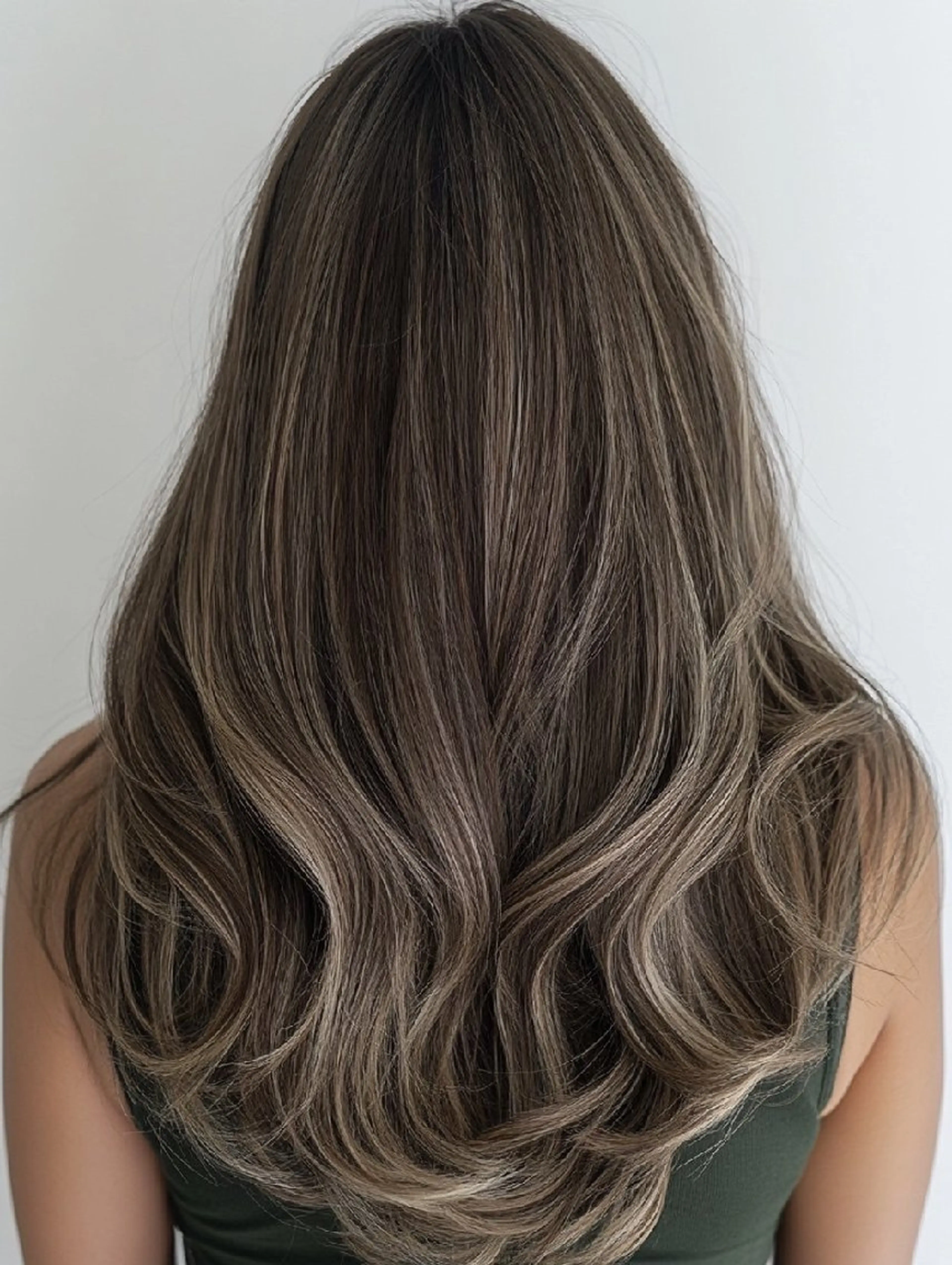 カラー 束感まつぱ🥑🤍 NATUKI🤍のマツエク・マツパデザイン