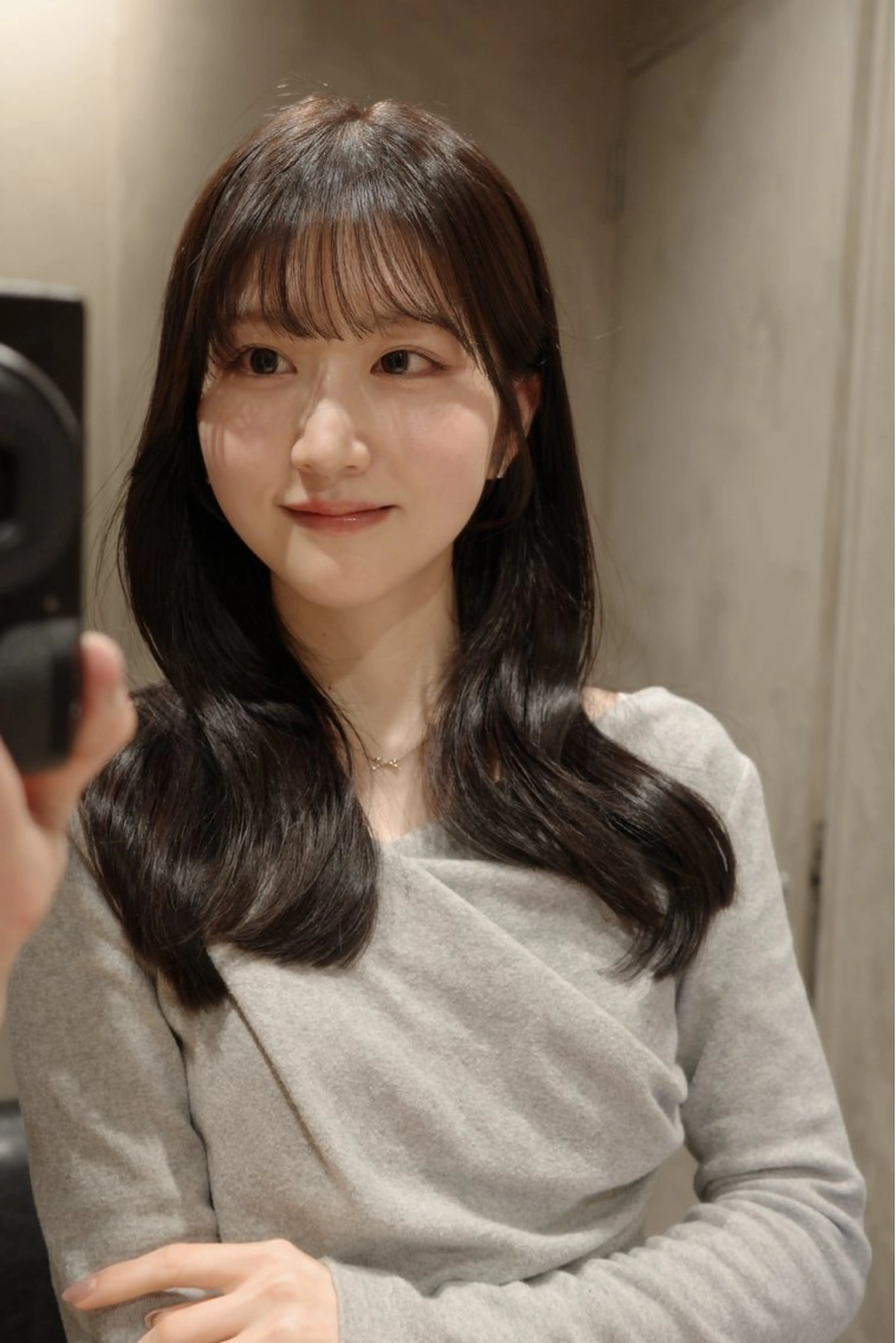 セミロング レイヤーカット トリートメント カット ヘアカラー トリートメント L'EANE THE TOKYO所属・美顔形成カット｜青山 髪質改善｜三浦秀太郎のヘアスタイル