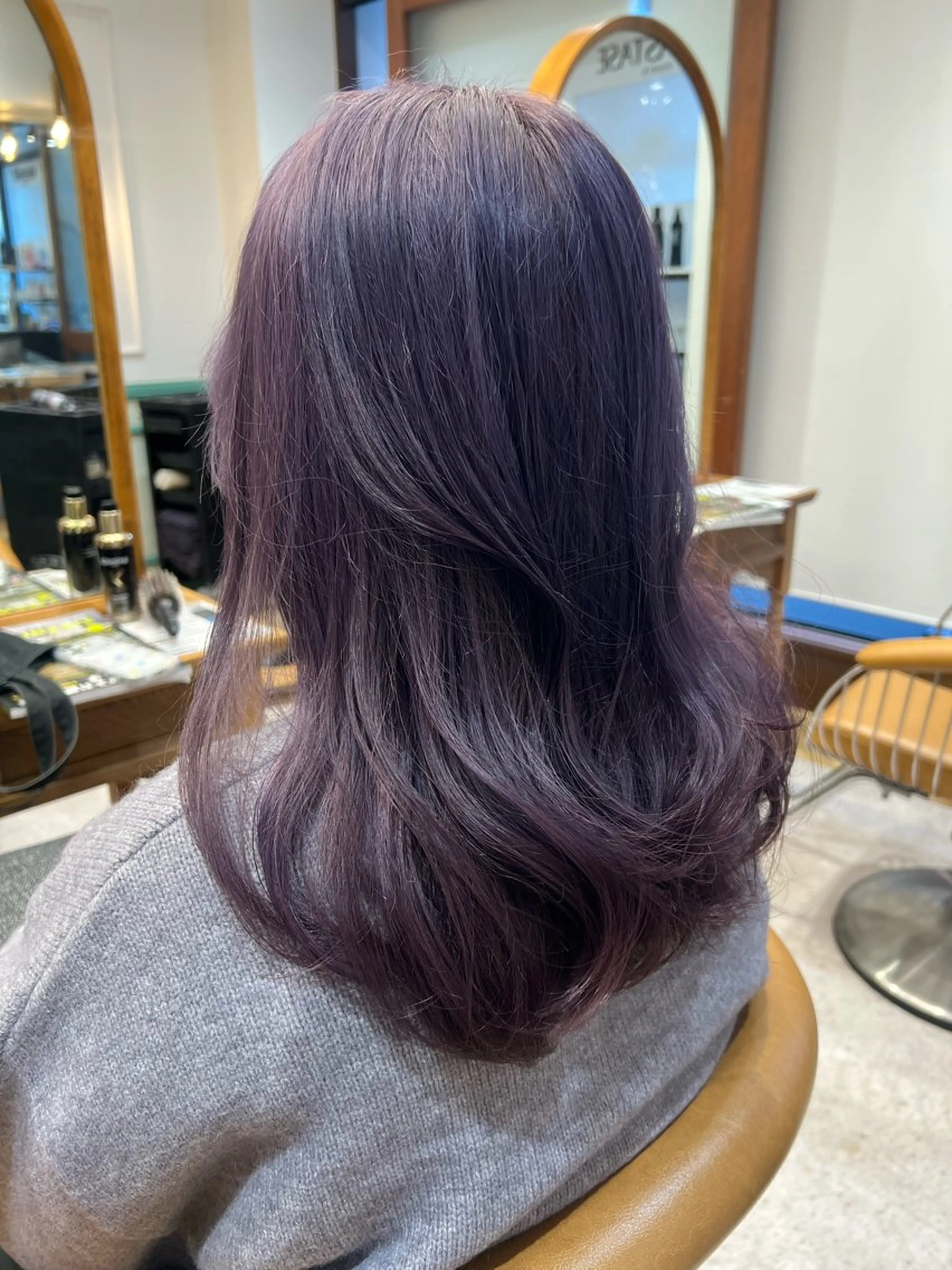 セミロング カット ヘアカラー トリートメント レイヤーカット/ 縮毛矯正/羽田航のヘアスタイル