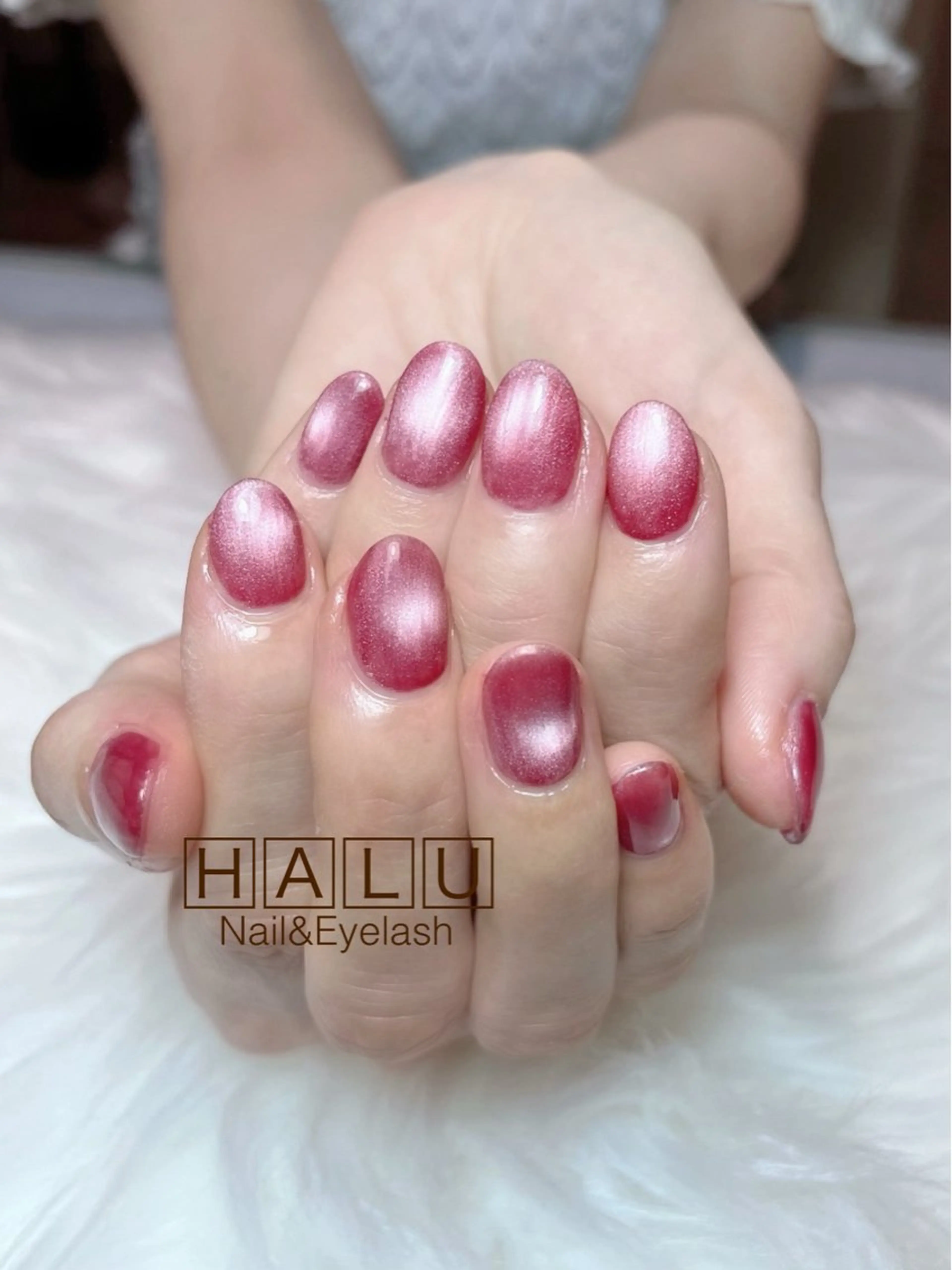 ネイル マグネットネイル 赤色 HALU ハルのネイルデザイン