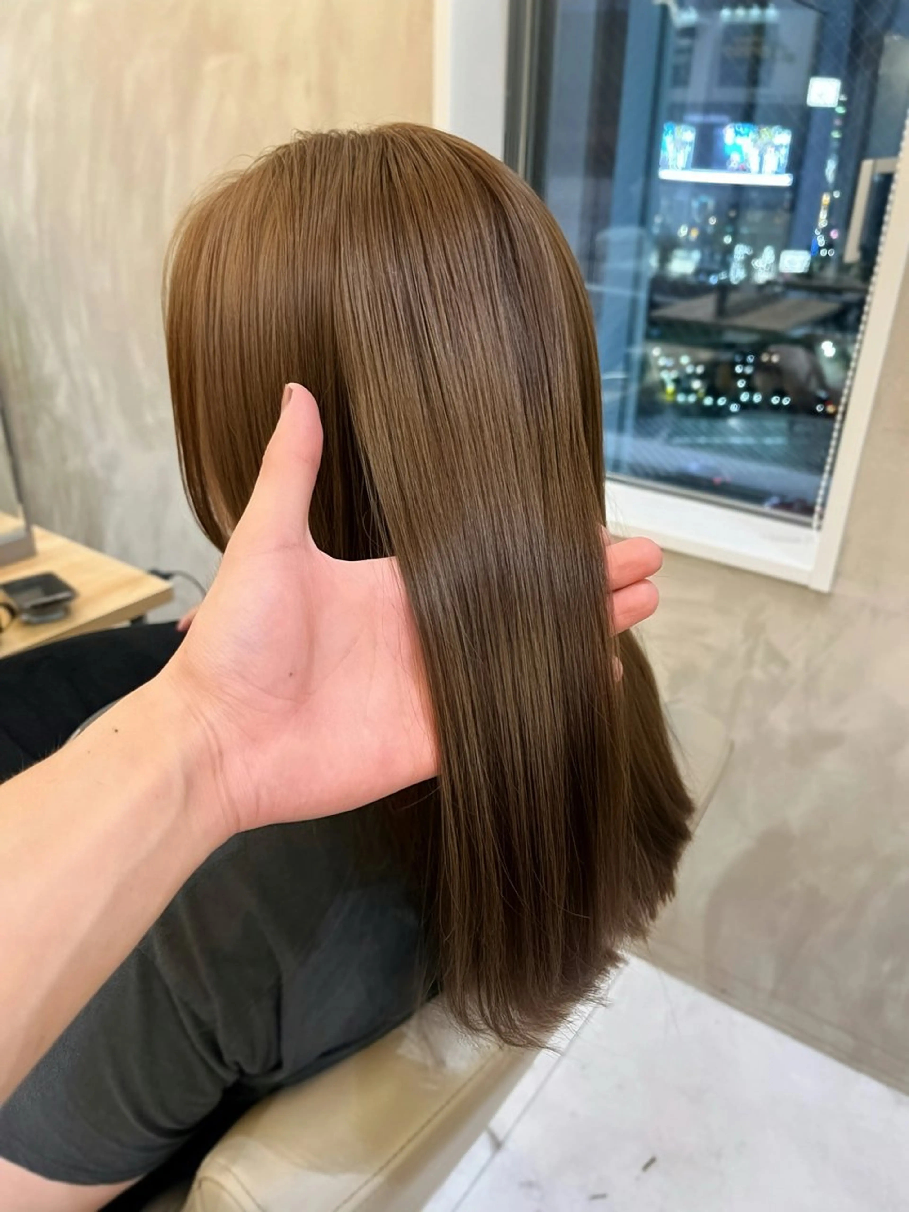 セミロング トリートメント 新宿📍韓国ヘア 🇰🇷透明感カラーのヘアスタイル