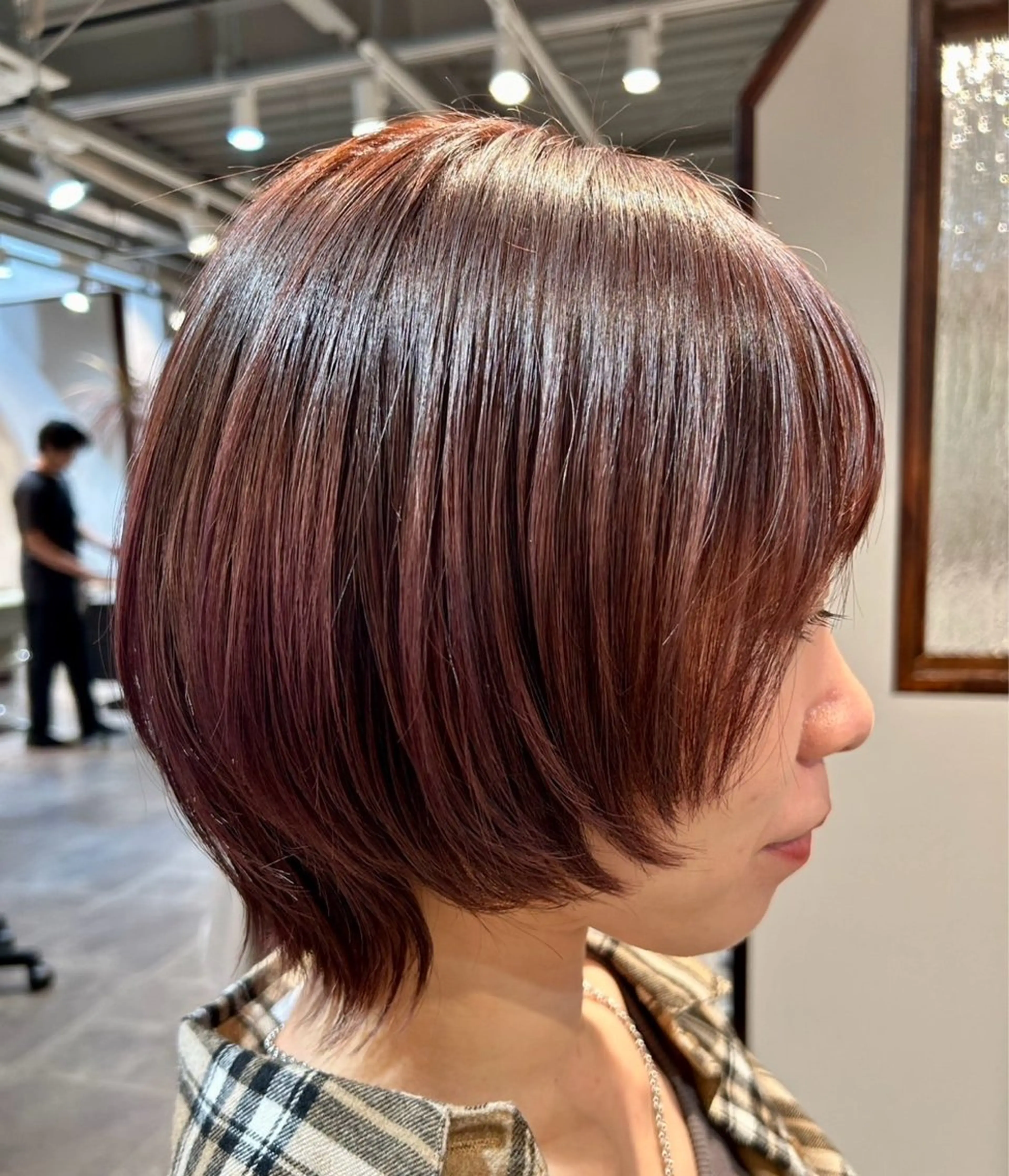 ショート 襟川 彩奈のヘアスタイル