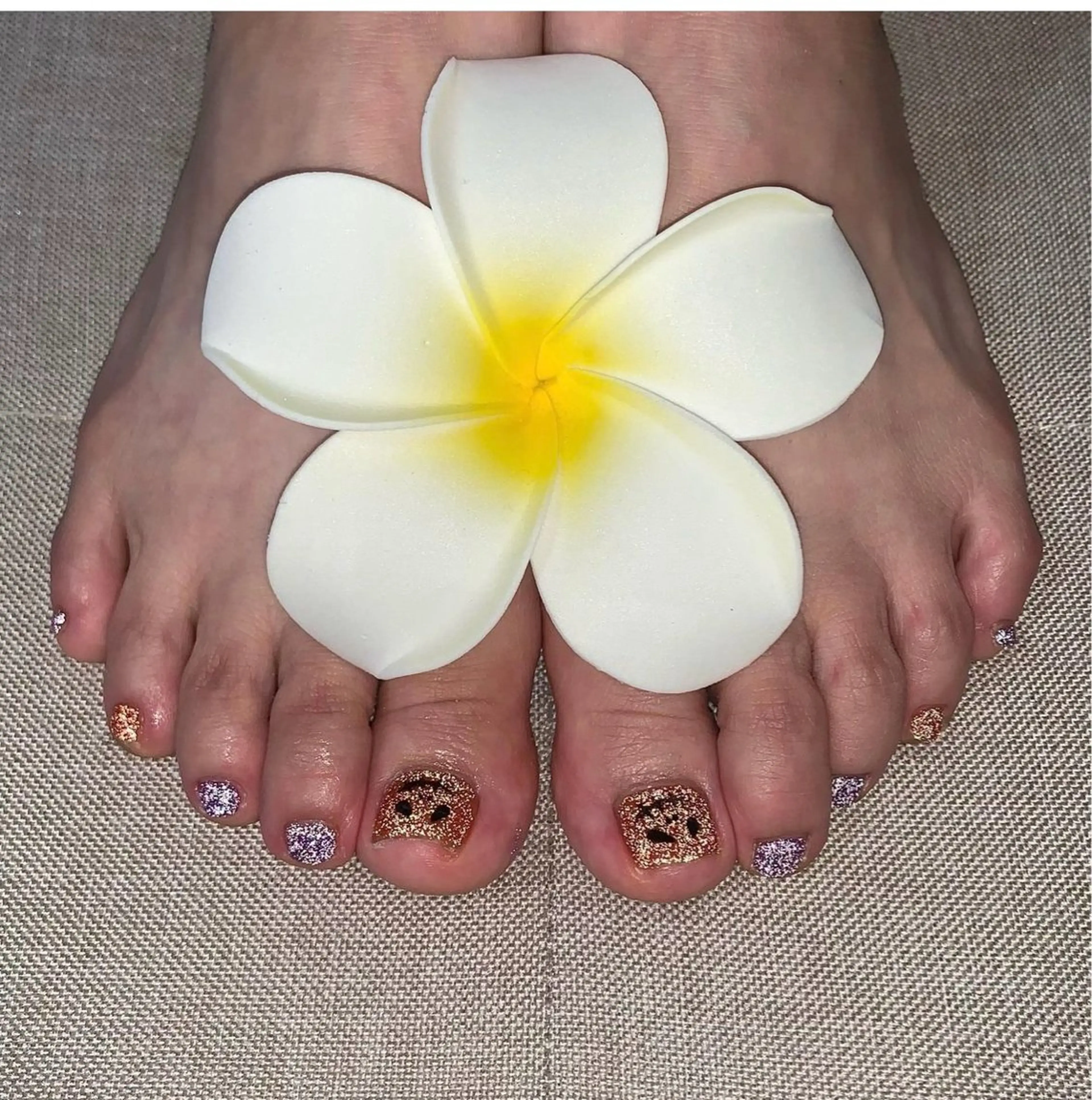 🌼シンプルネイル🌼　(持ち込みデザイン)の写真