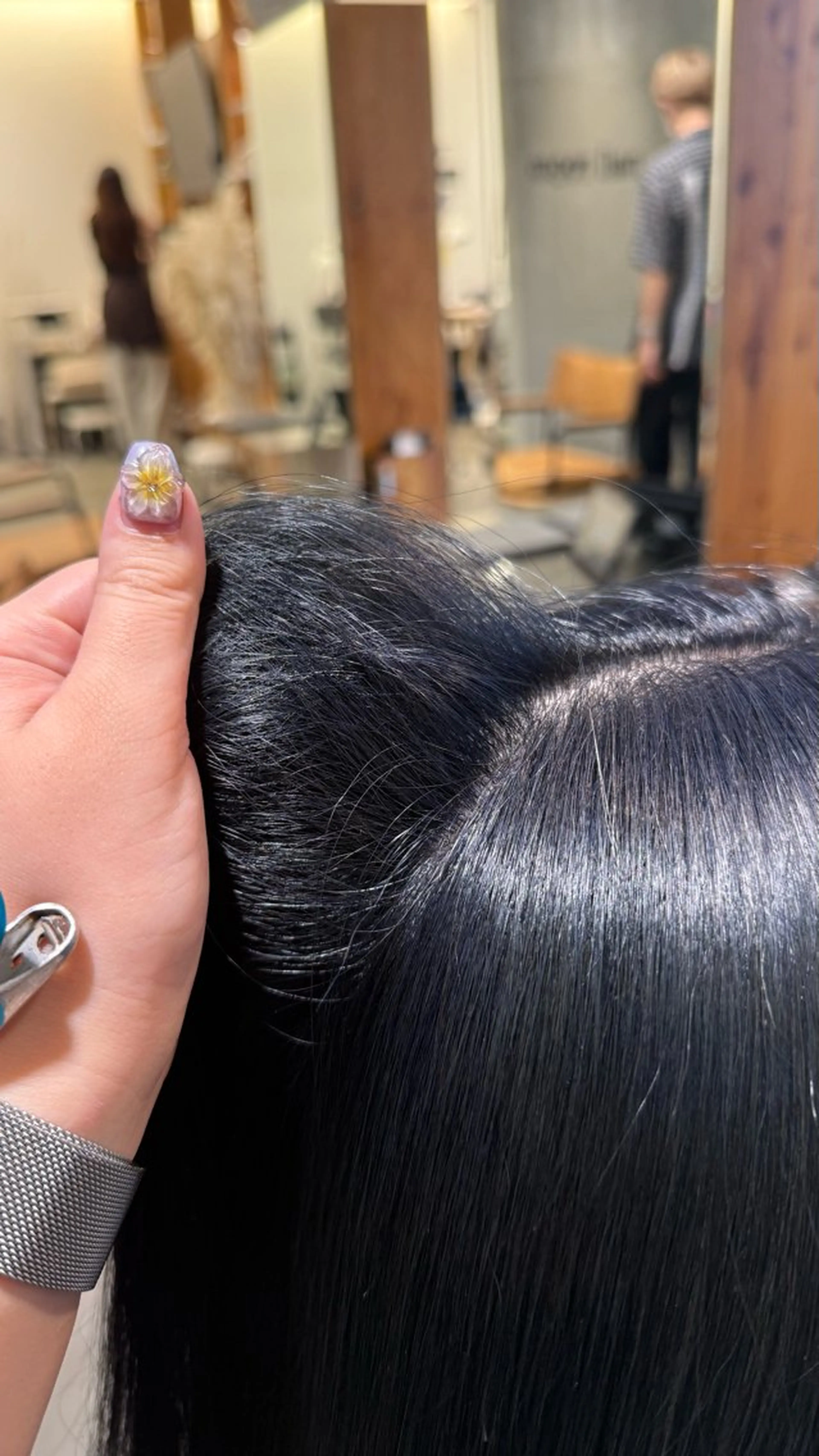 カラー 黒髪 ブリーチ ブルーカラー ブルーブラック tote. さくらのヘアスタイル