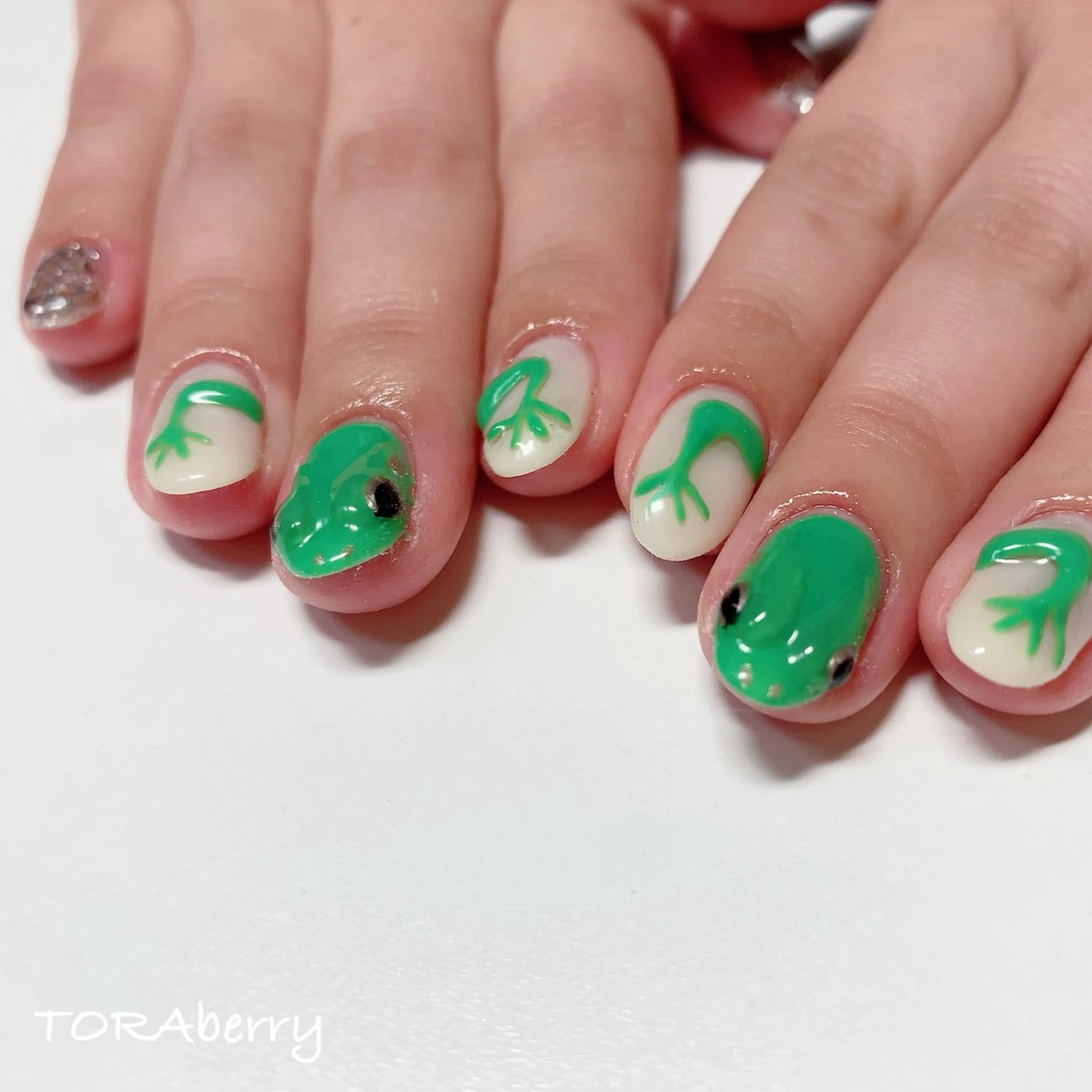 ネイル ハンドネイル ネイリスト なつみのネイルデザイン