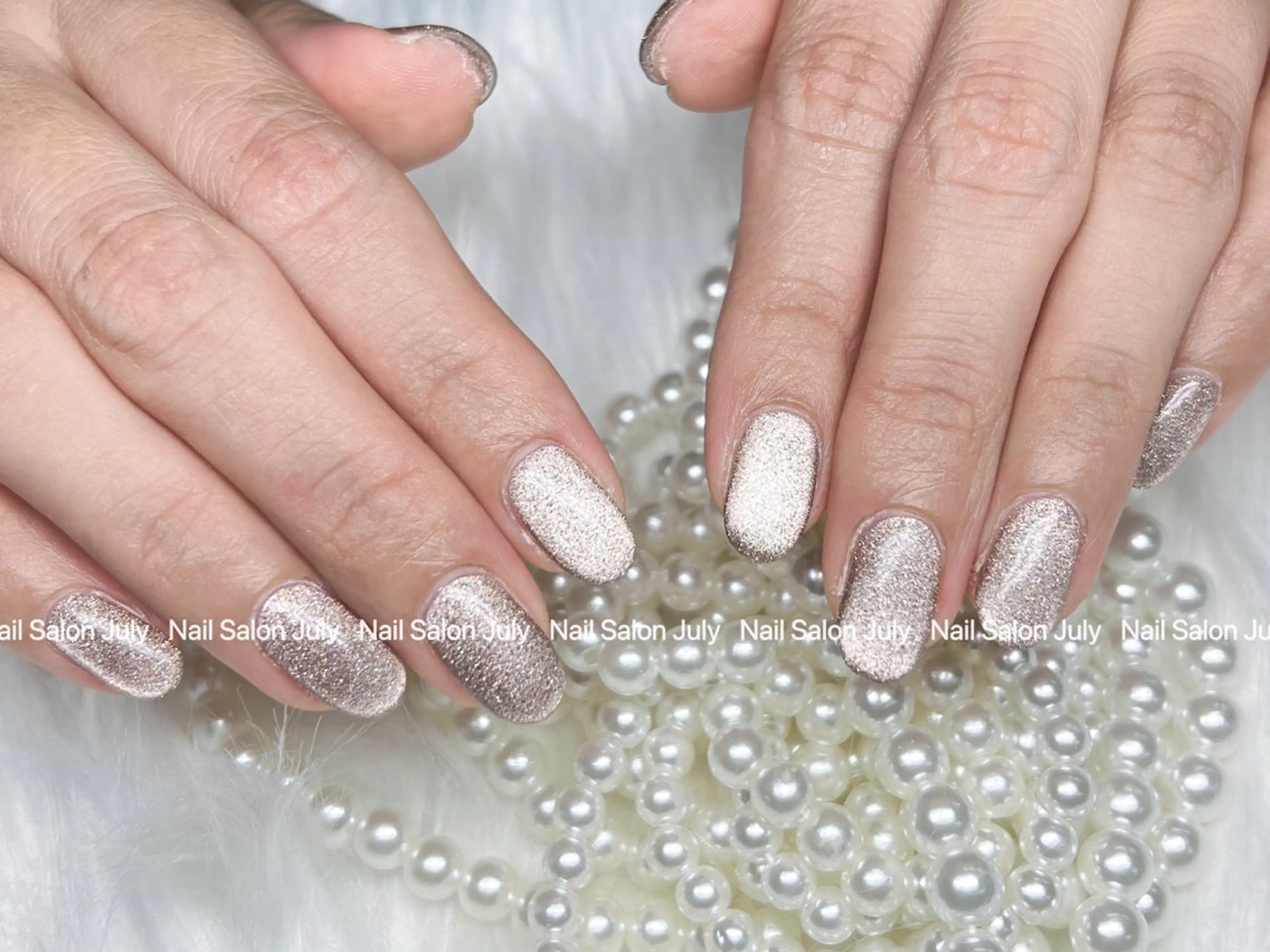 ネイル アートネイル オーロラネイル ジェルネイル ガーリー キラキラネイル ハンドネイル July モモのネイルデザイン