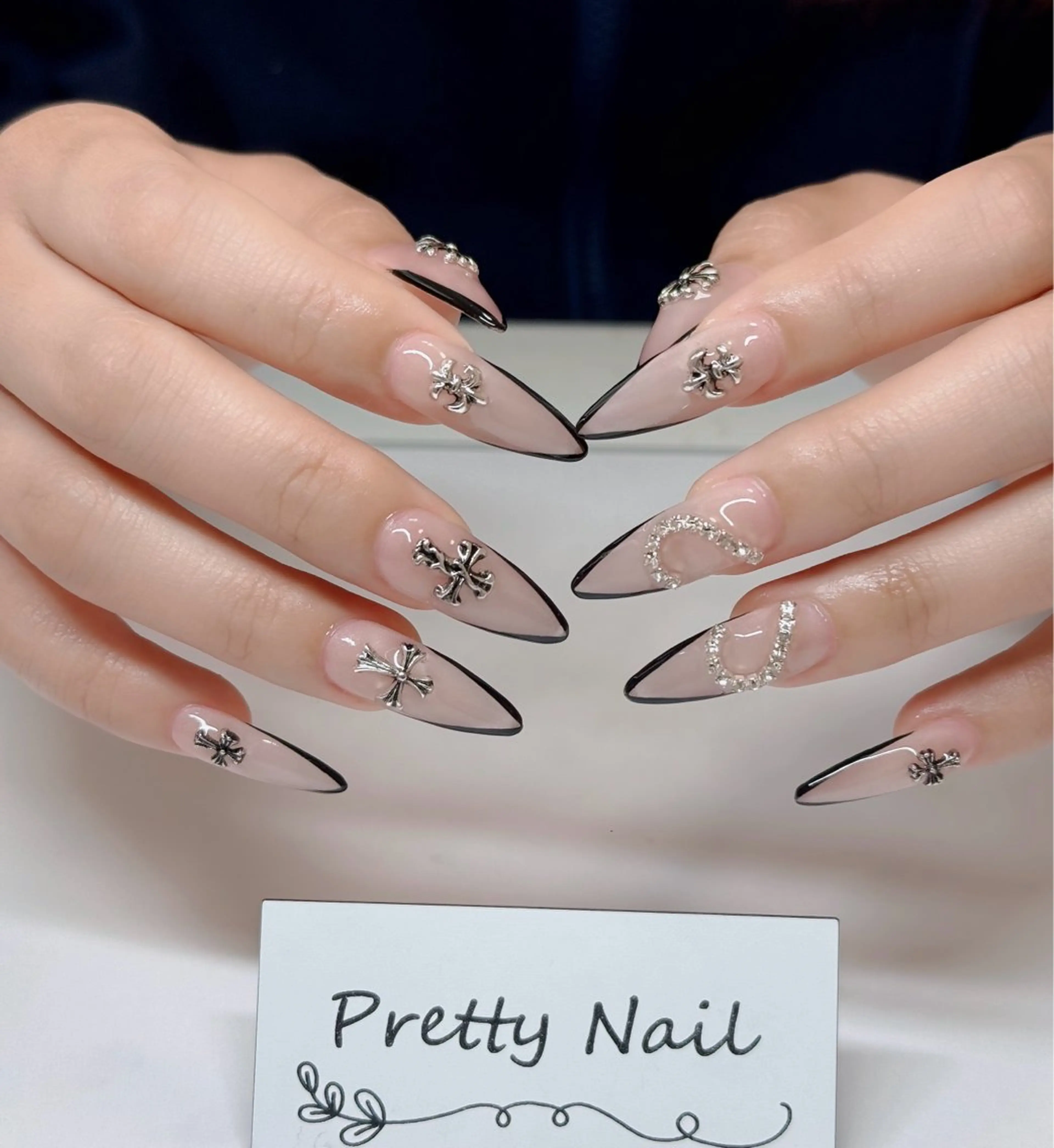 ネイル プリティー ネイル  Pretty nail所属・Prettynail 本厚木自宅サロンのネイルデザイン