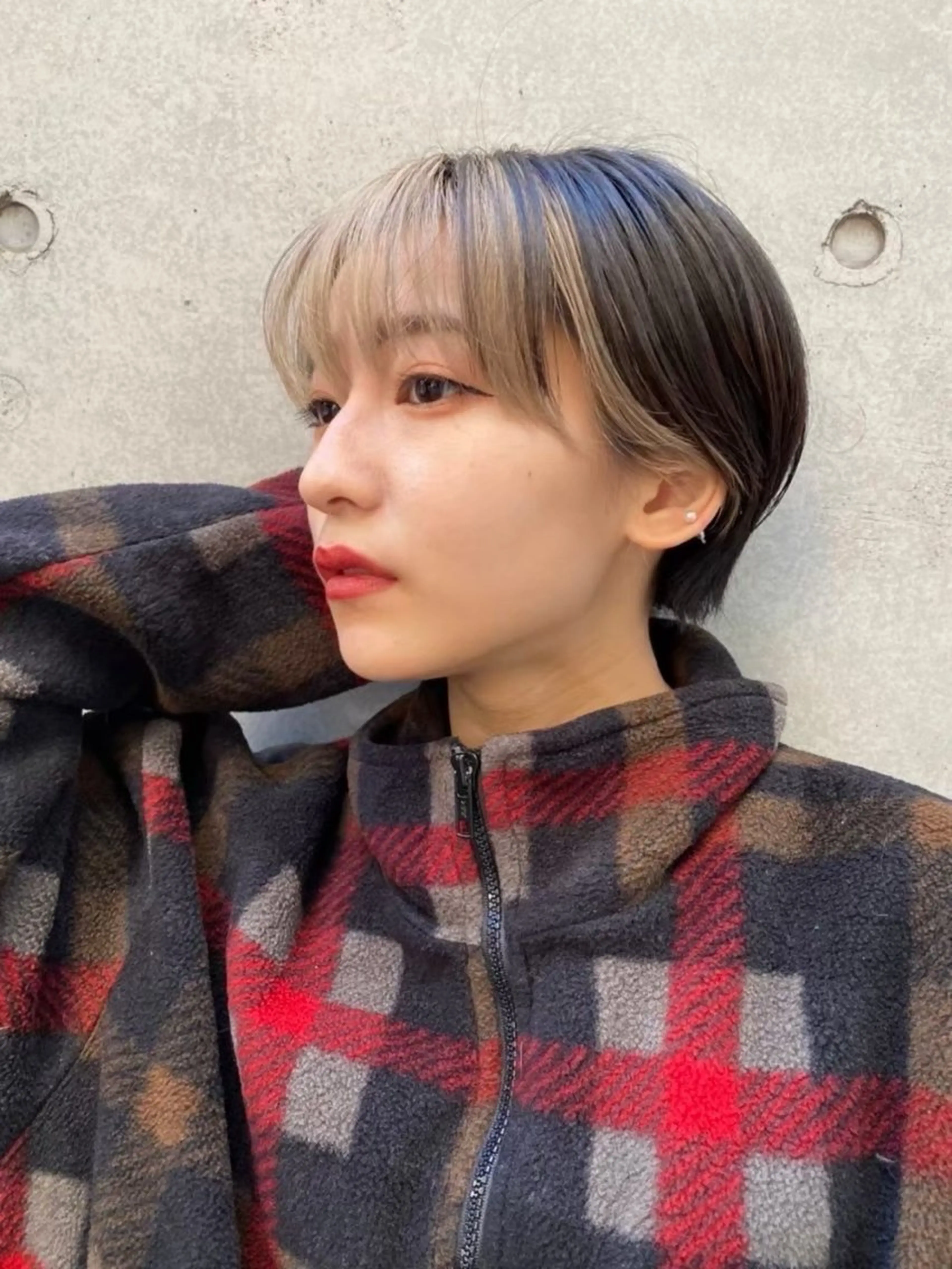 ショート ヘアカラー トリートメント 西村 光稀のヘアスタイル