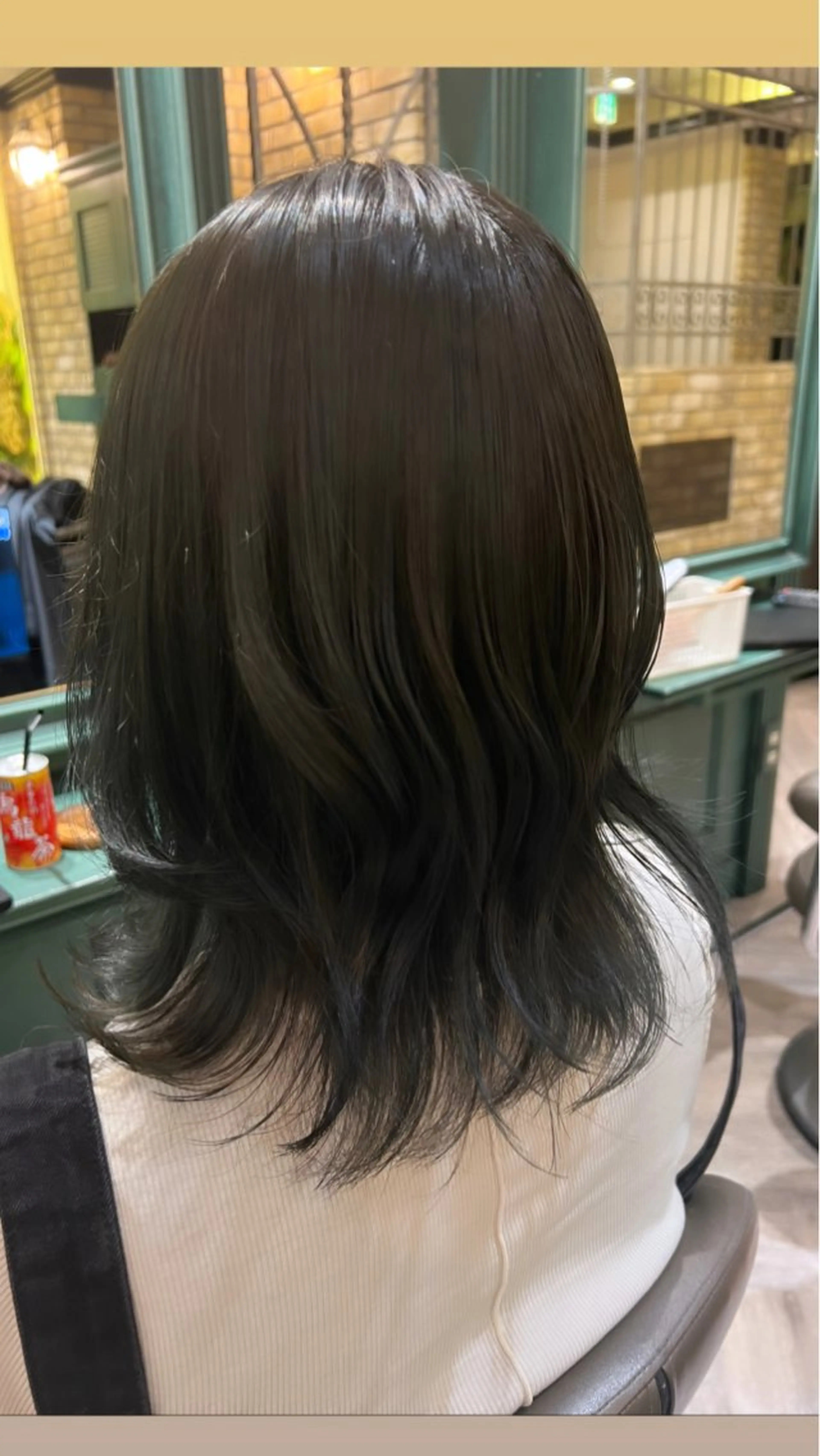 ミディアム ボブ くびれヘア カット ヘアカラー LOG武蔵新城所属・口コミ見てください! ⭐️メンズカット大成のヘアスタイル