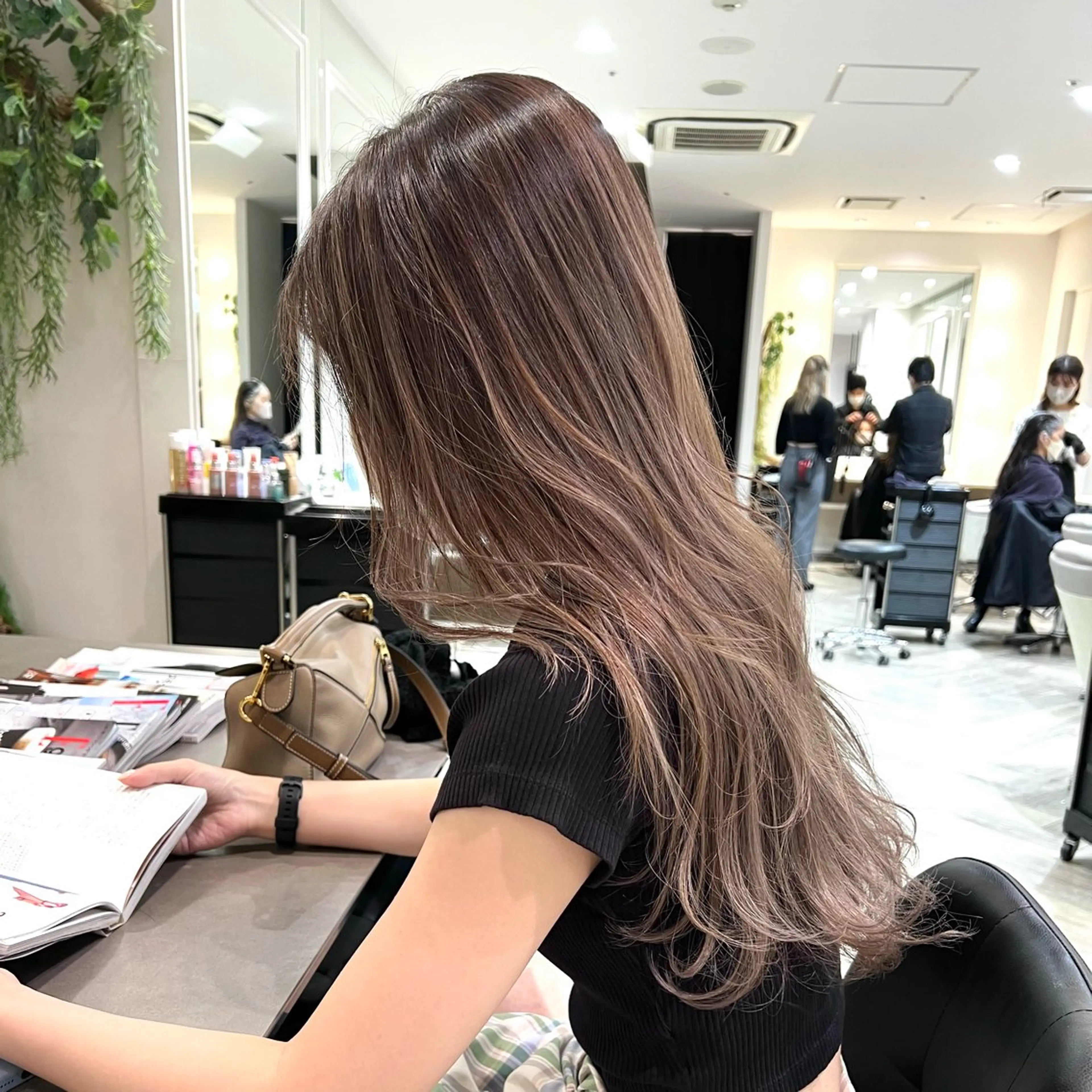 ロング カラー ヘアカラー 🇺🇸海外デザイン iCON TOKYOのヘアスタイル
