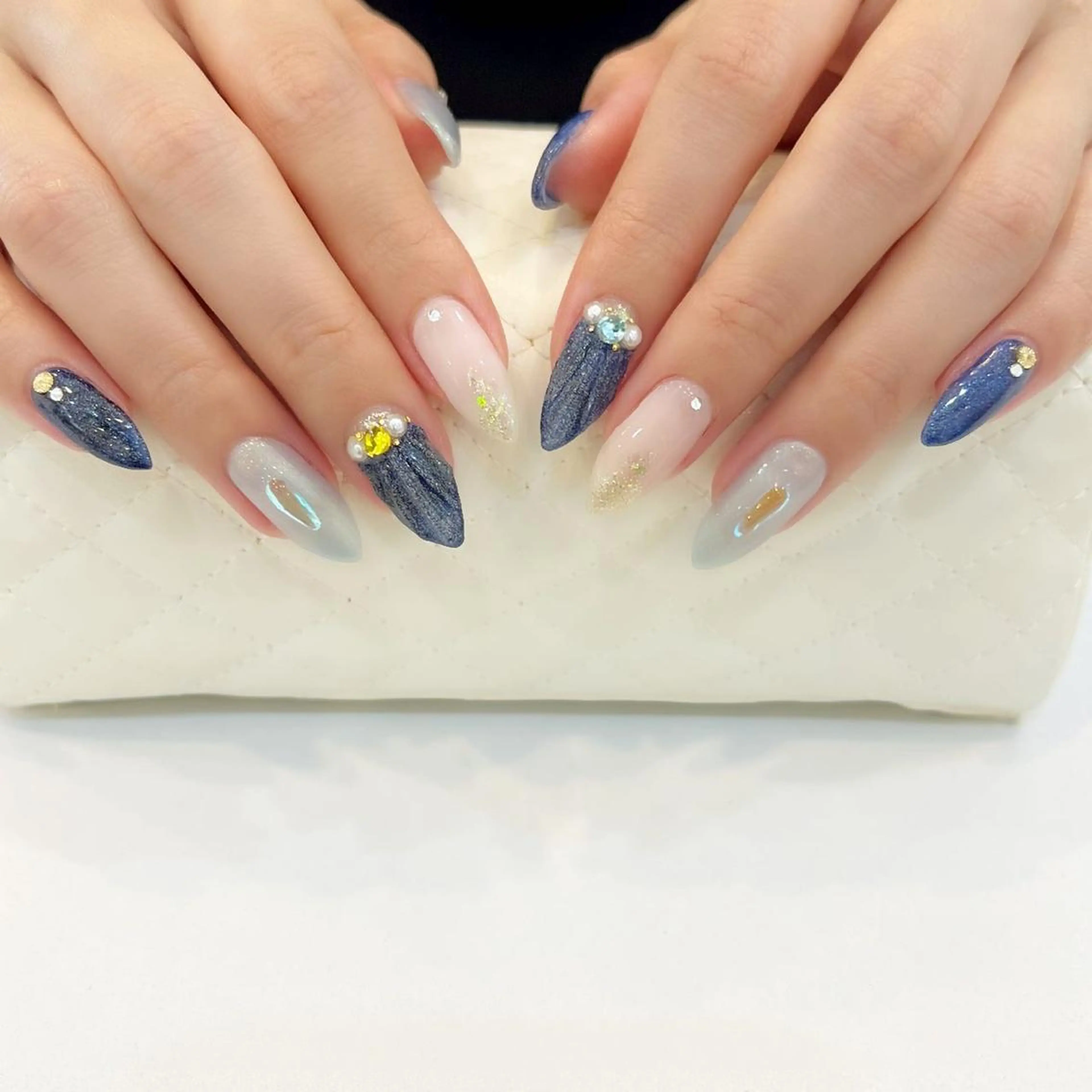 ネイル ハンドネイル & nudge nail所属・&nudgenail 本多のネイルデザイン