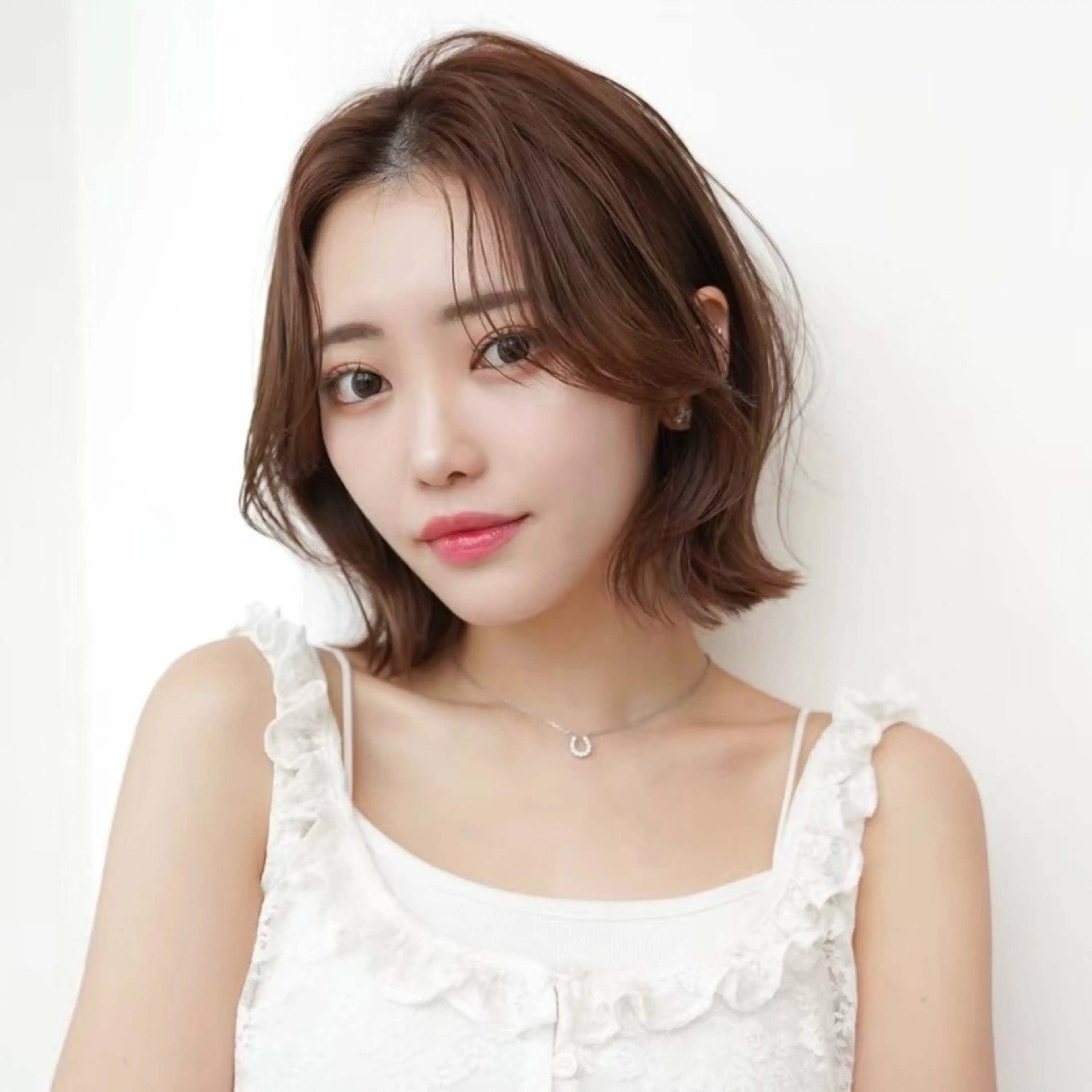 ミディアム カラー 切りっぱなしボブ ショートボブ ボブレイヤー 透明感カラー ボブ カット ヘアカラー トリートメント 田中航平/渋谷ボブ/ レイヤーボブのヘアスタイル