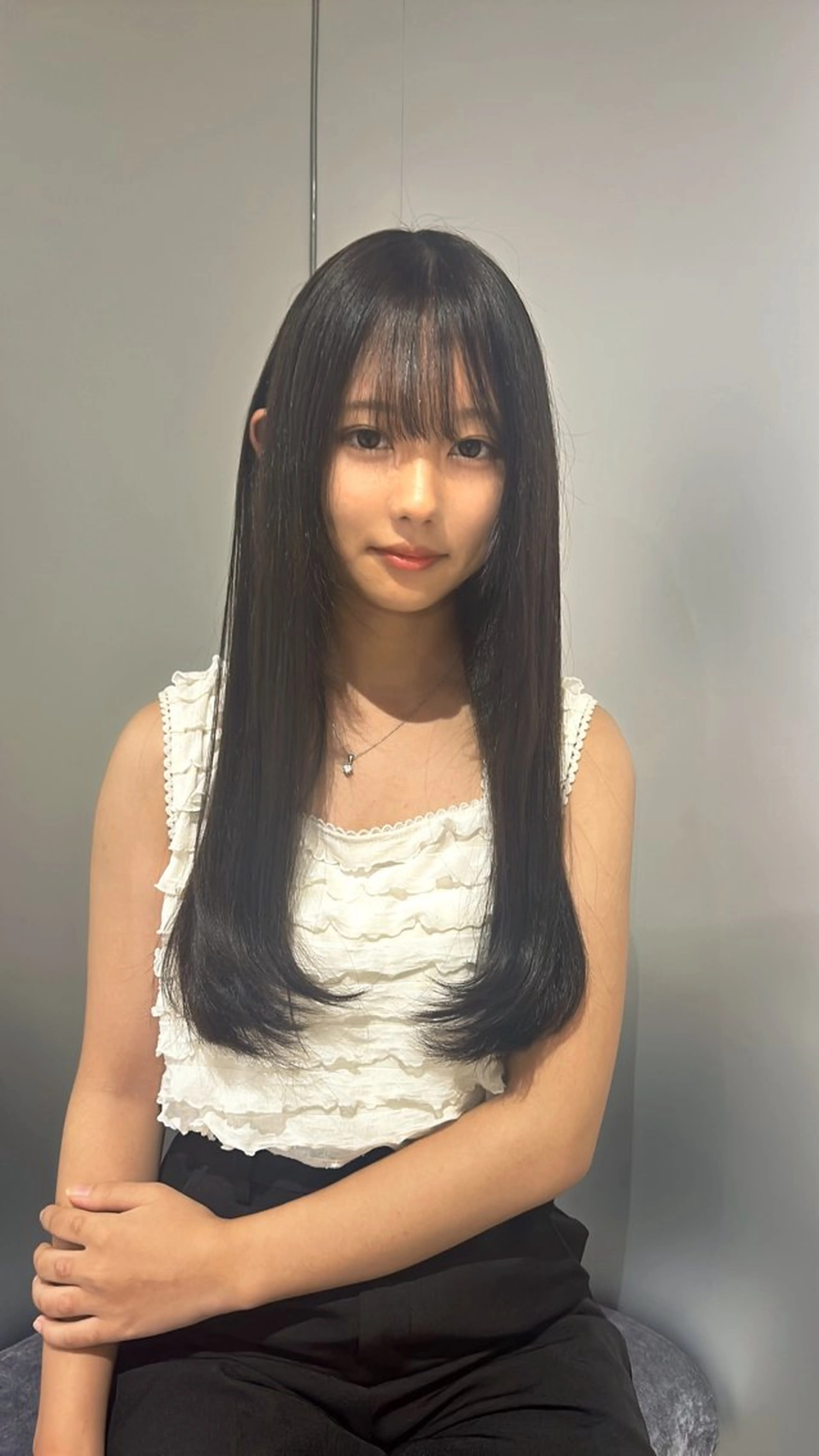 セミロング カラー カット ヘアカラー トリートメント 透明感×韓国ヘア 🇰🇷きららのヘアスタイル