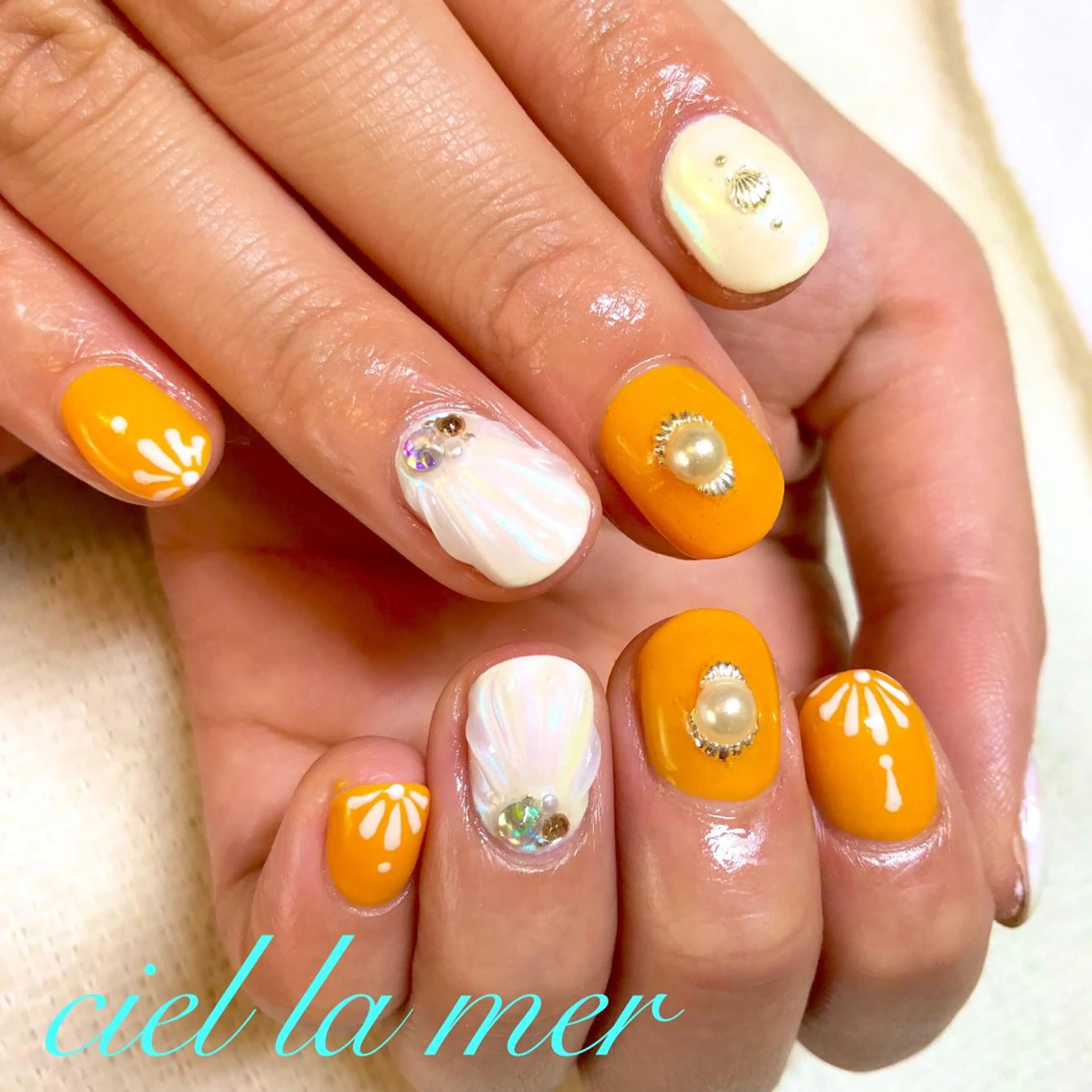 ネイル ハンドネイル フットネイル ciel la merのネイルデザイン