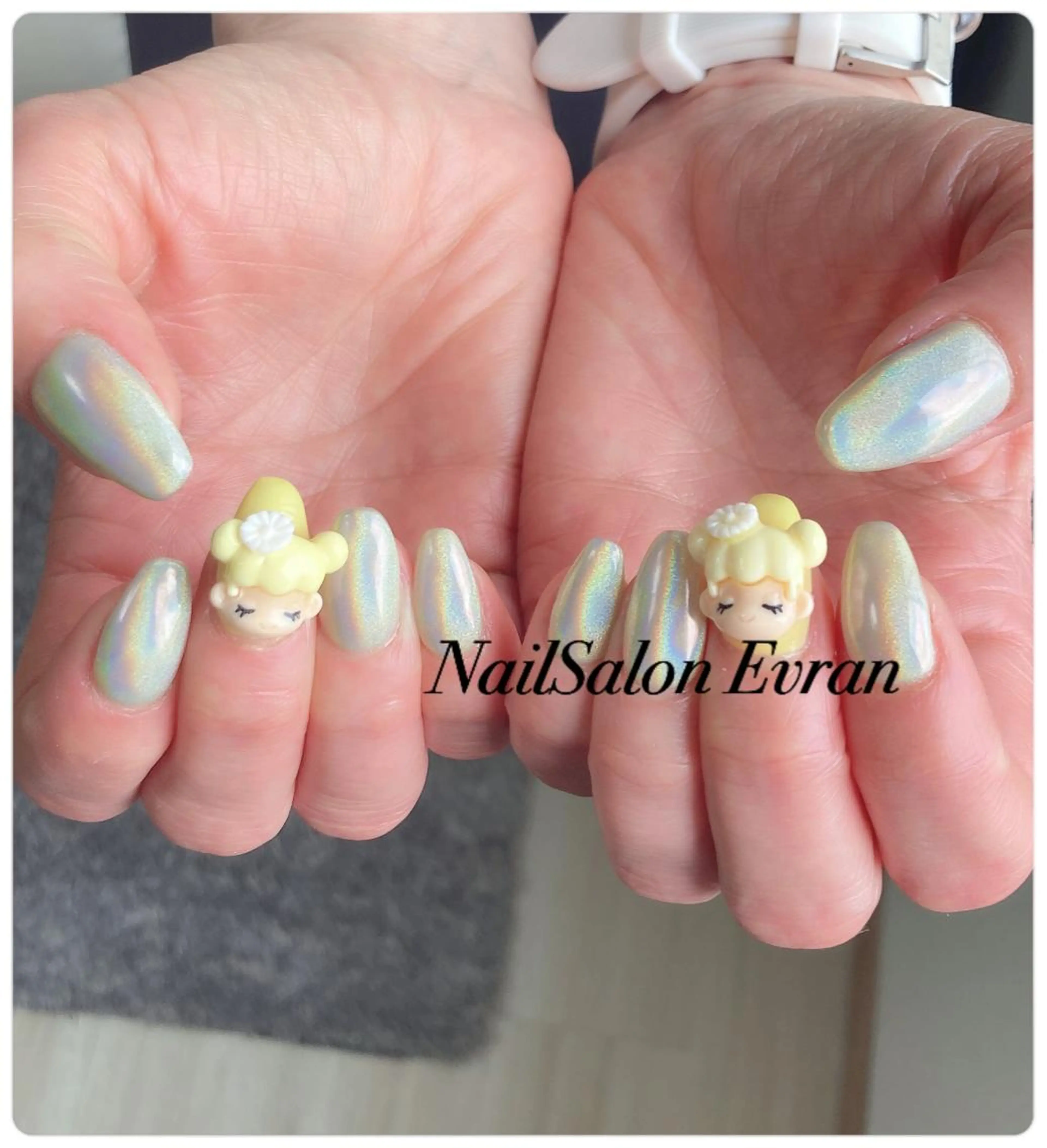 ネイル アートネイル フレンチネイル マグネットネイル 持ち込み ニュアンスネイル Nail salon Evranのネイルデザイン