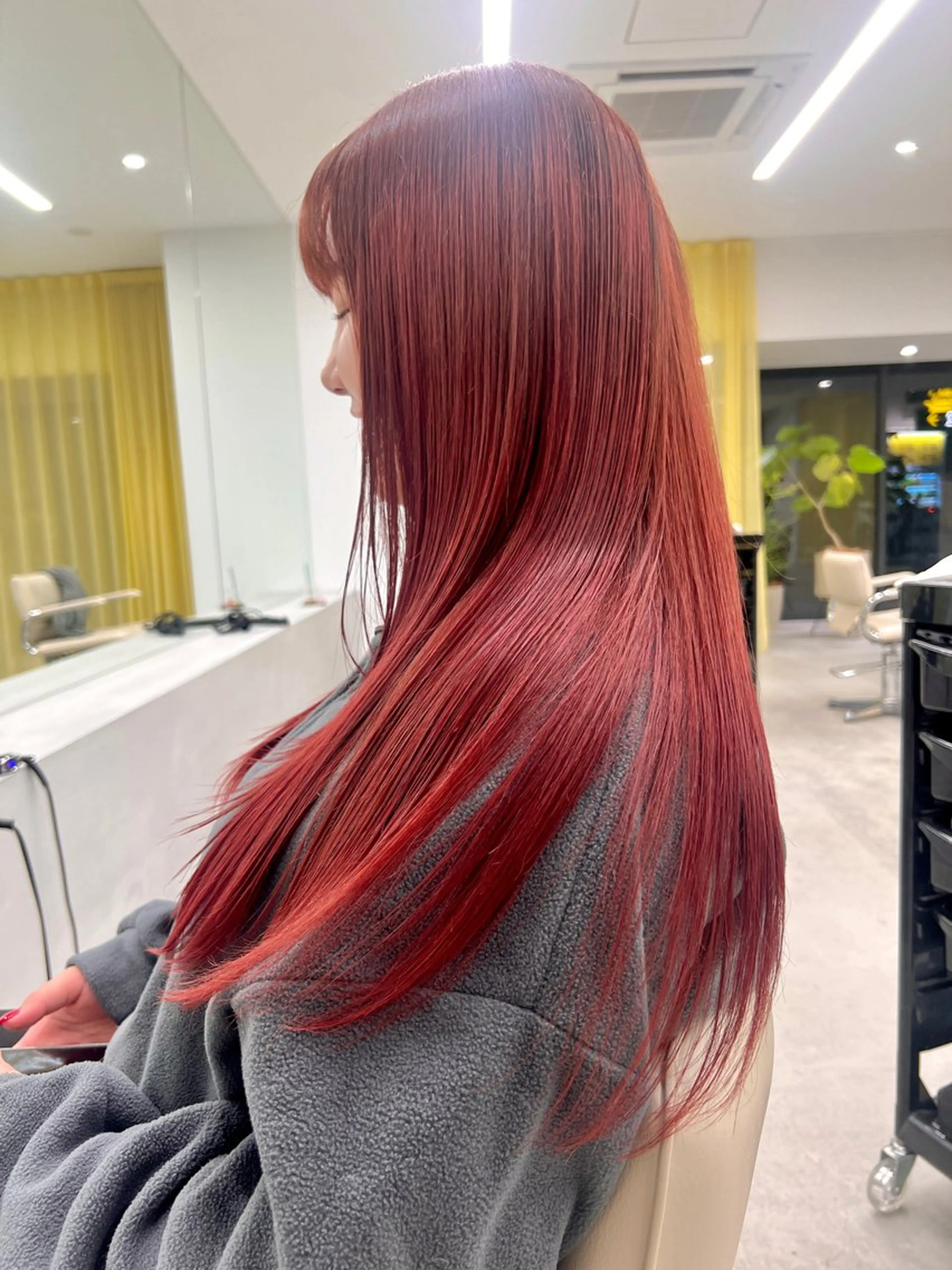 ロング カラー M Hair Salon所属・淀屋橋レイヤーパーマ ハッシュ/ASARIのヘアスタイル