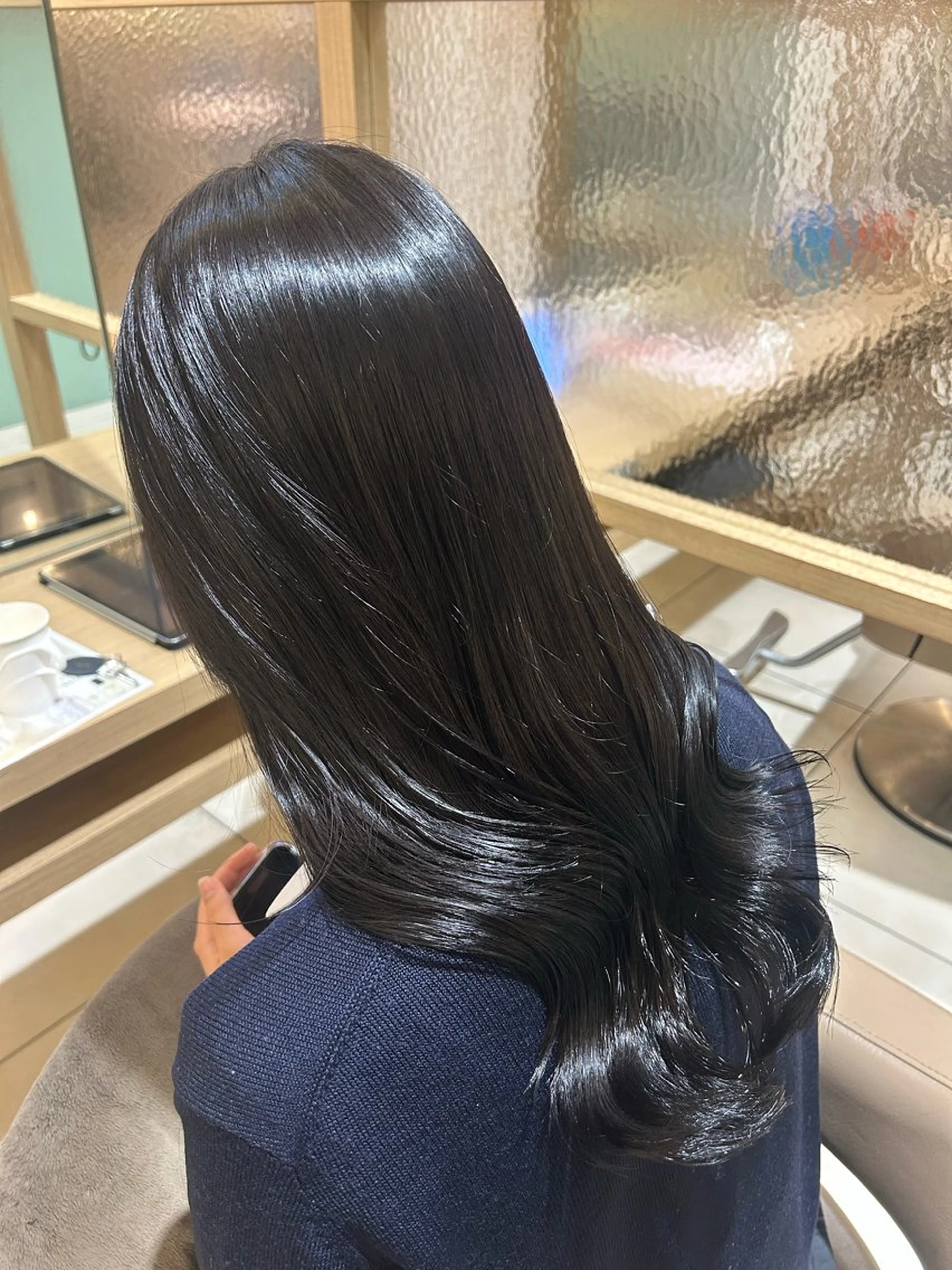 セミロング ヘアカラー 艶カラー⛄️💙 ゆきなのヘアスタイル