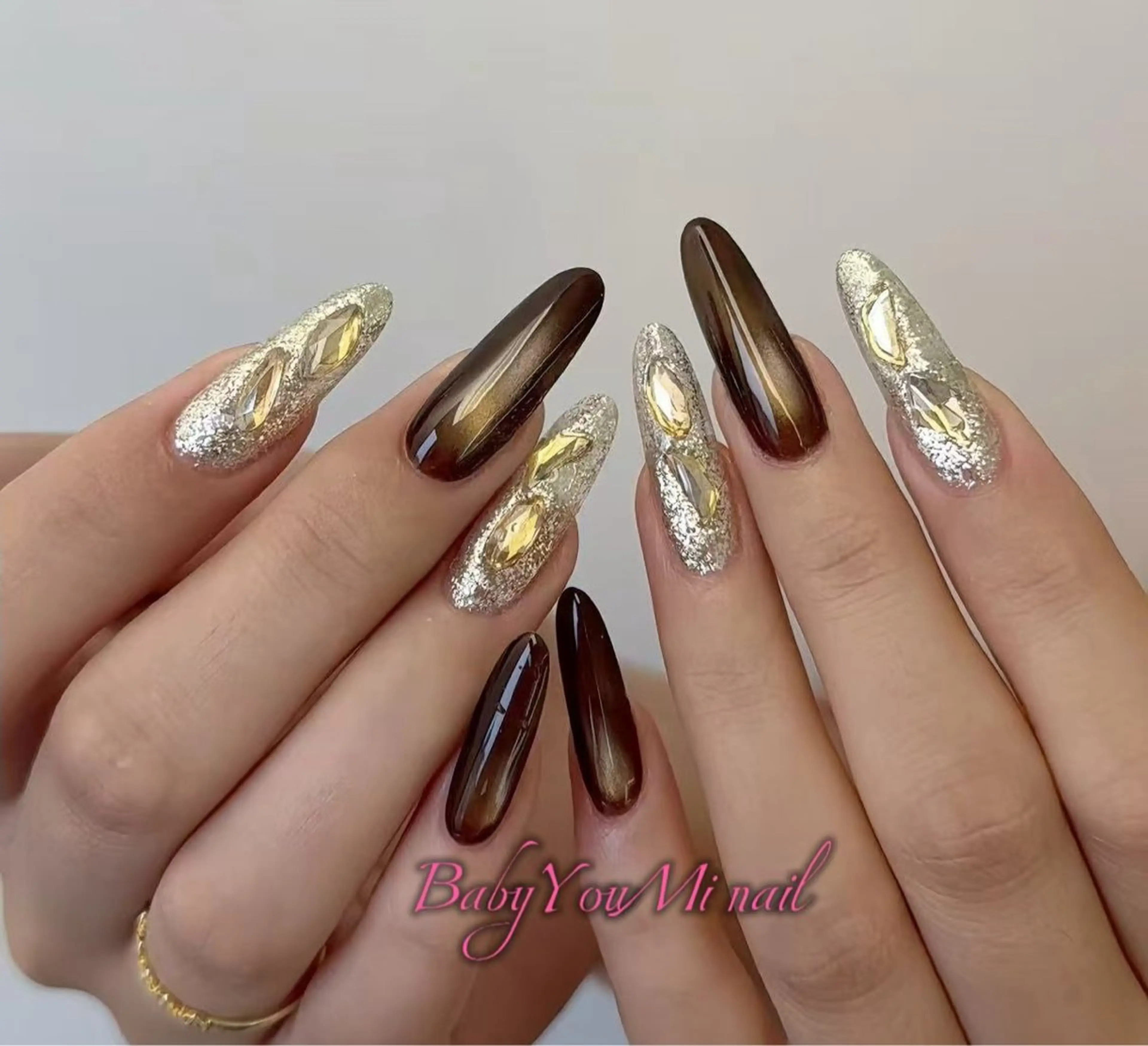 ネイル オーロラネイル フラワーネイル フットネイル フレンチネイル ジェルネイル ハンドネイル 相沢 さやかのネイルデザイン