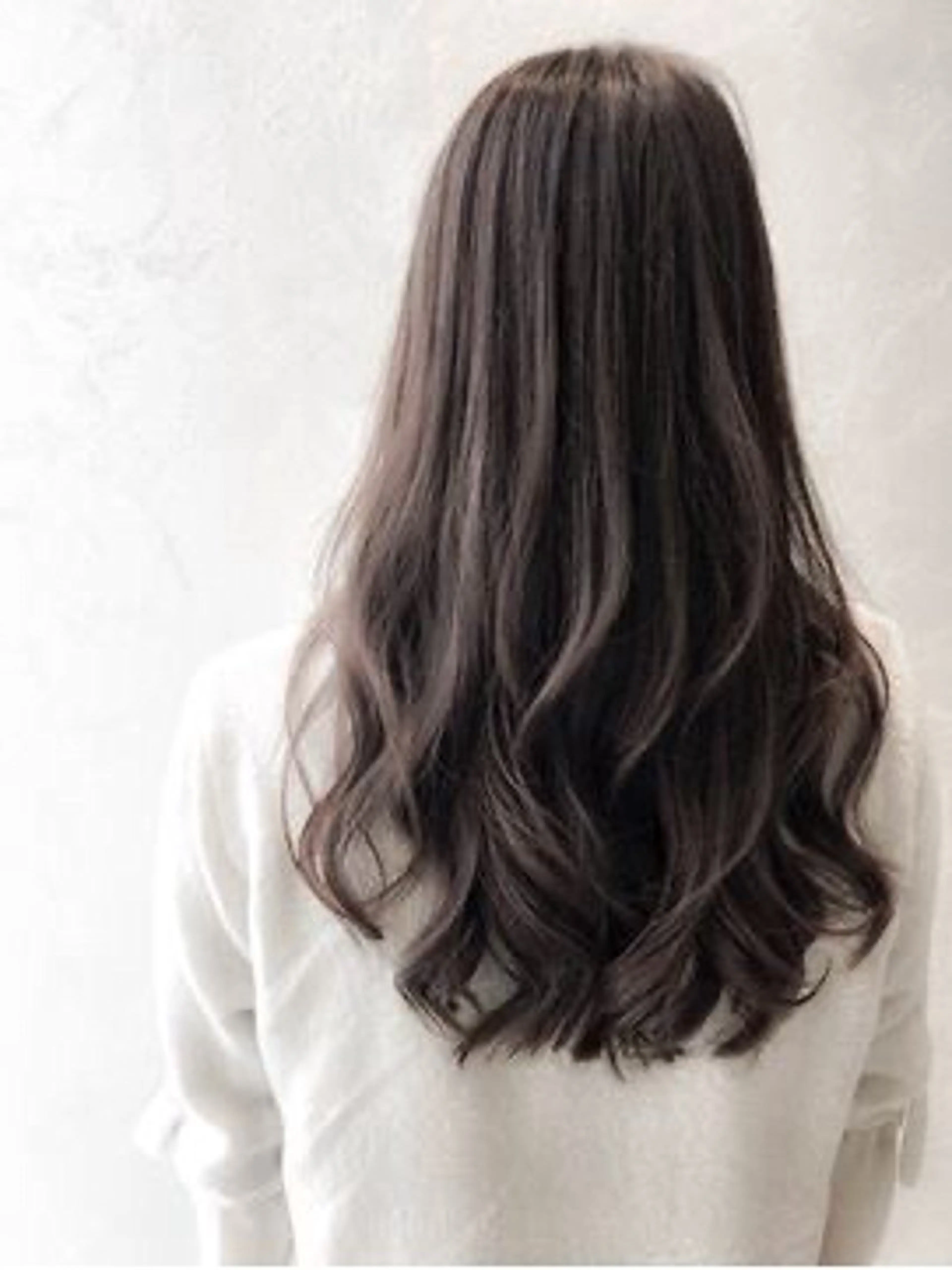 ロング HAIR SALON M Fe's所属・透明感カラー/レイヤ ー/小谷野真緒のヘアスタイル