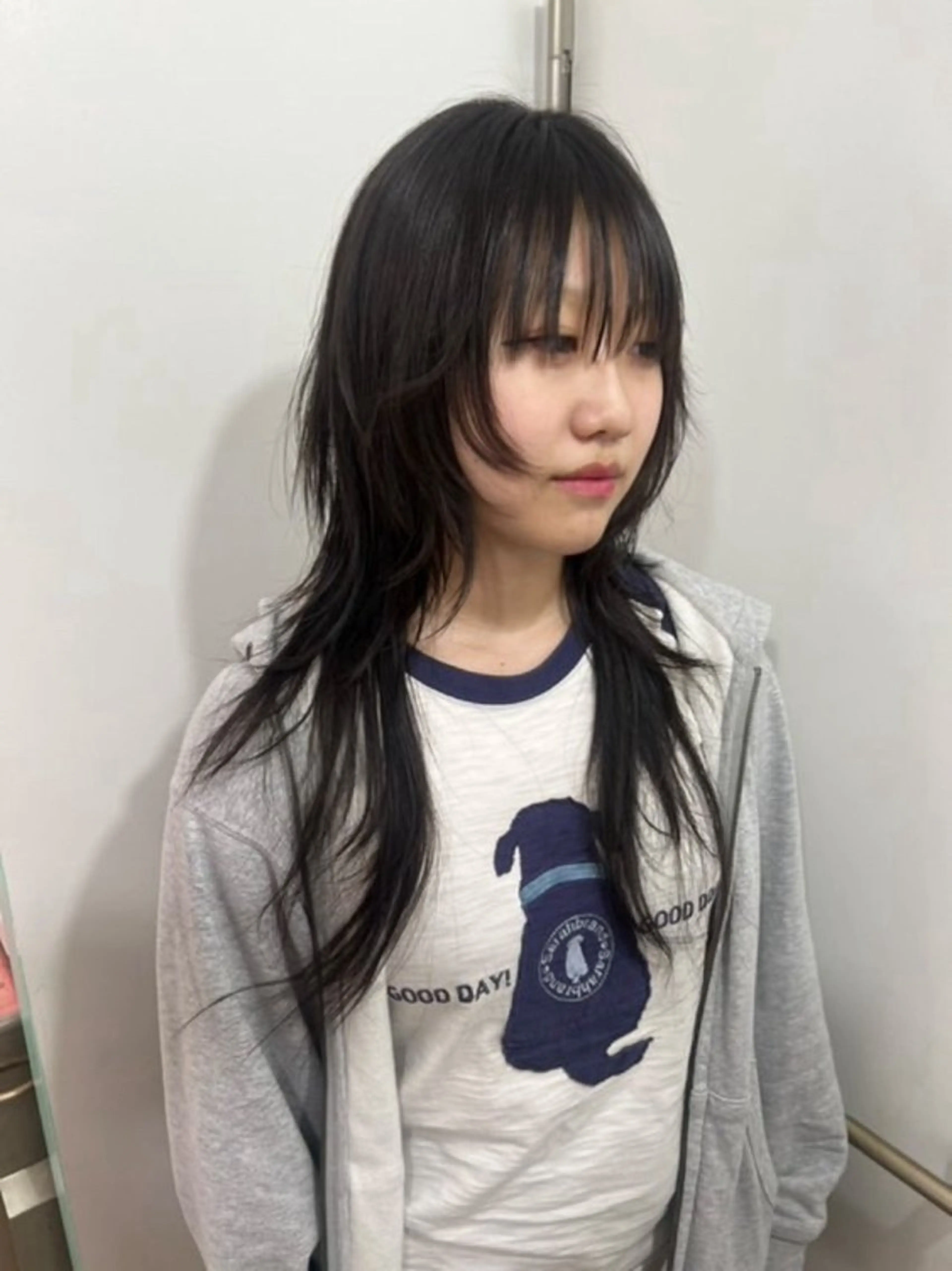 ロング カット 💥ウルフカット デザインあんな💥のヘアスタイル