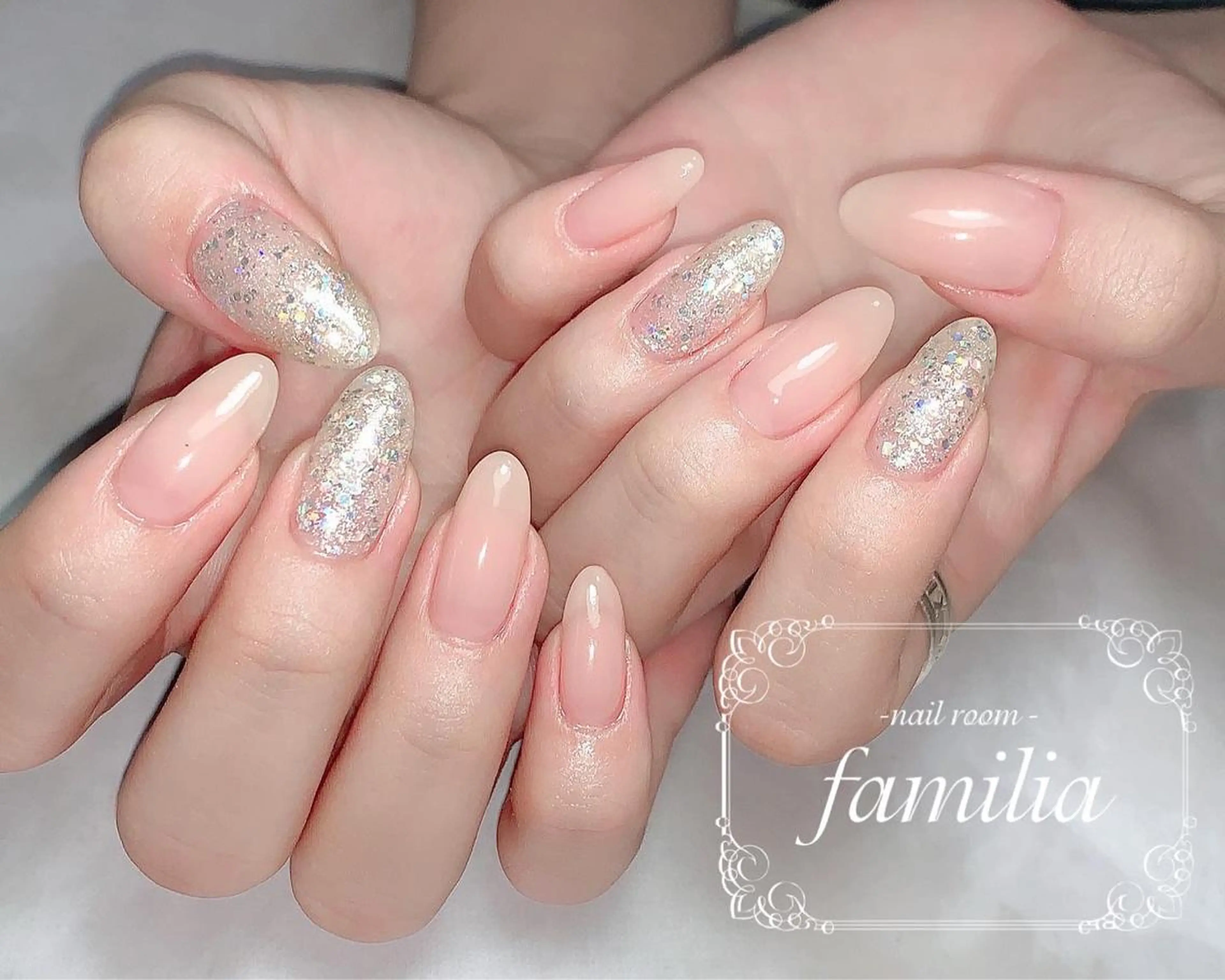 ネイル ハンドネイル -nailroom- familiaのネイルデザイン