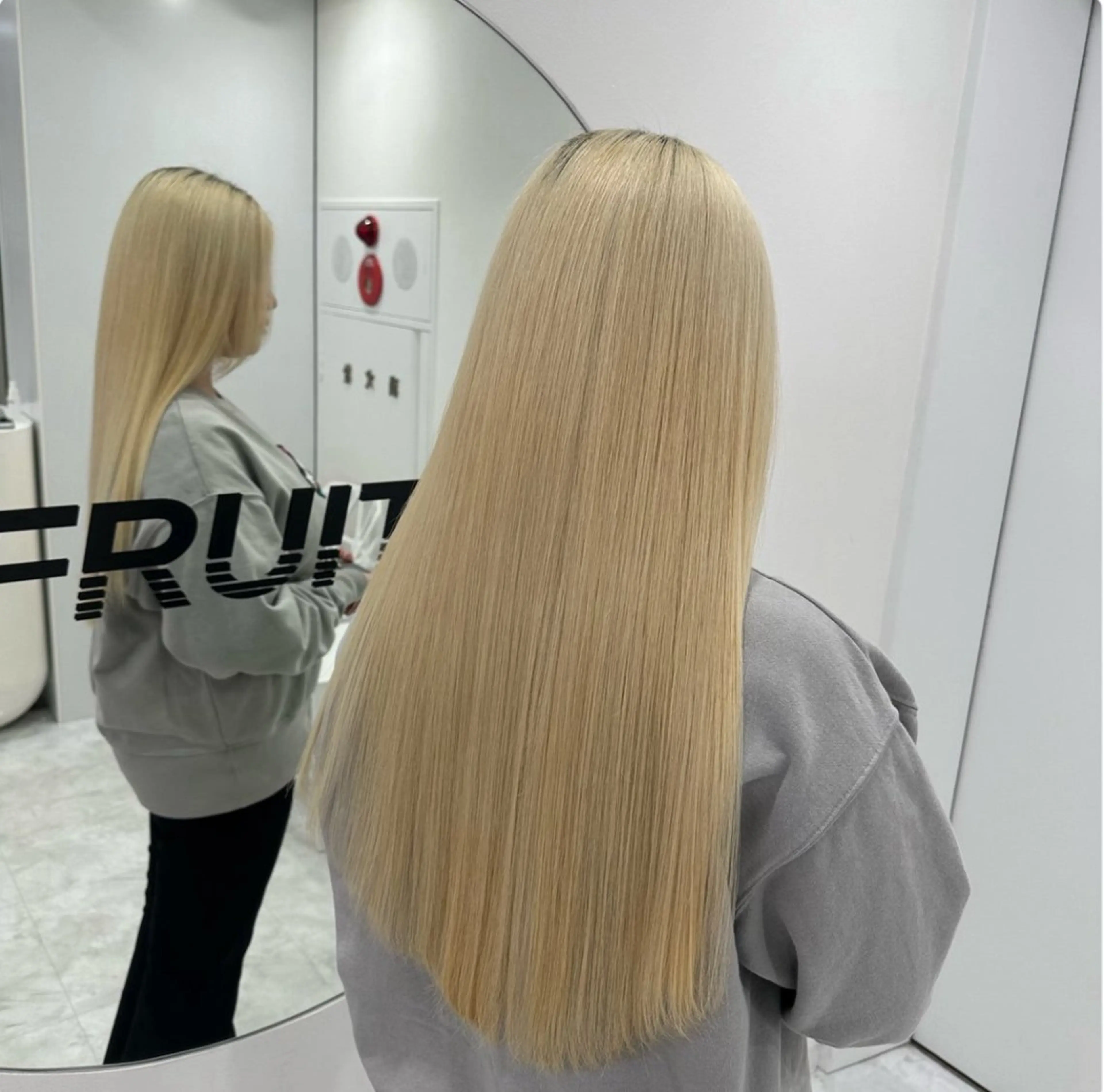 ロング 韓国ガーリー🤍ハイ トーン🤍Ayanaのヘアスタイル