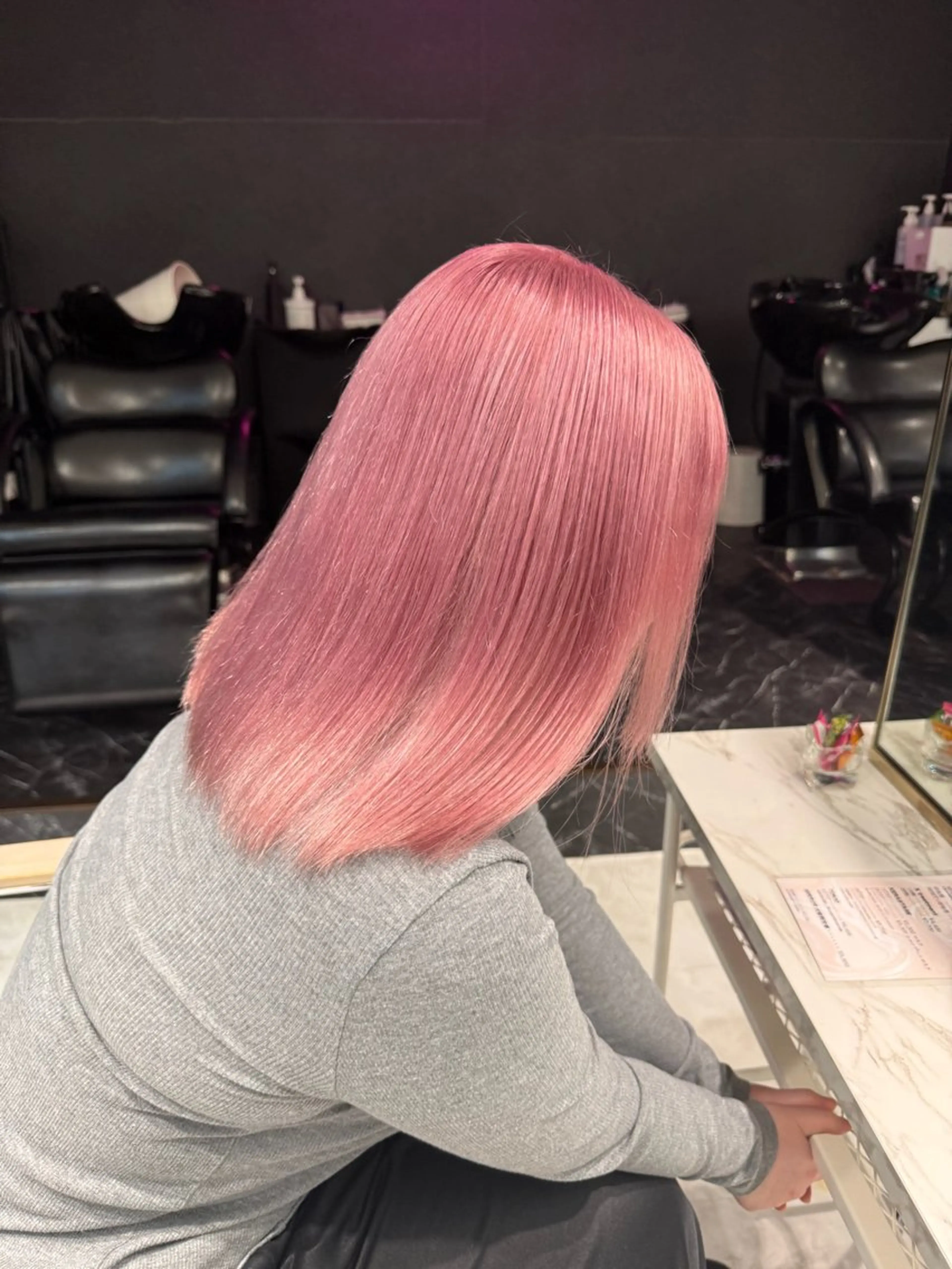 ミディアム カラー ヘアカラー トリートメント ヘアセット ハイトーンレイヤー 🦋🌷Shuriのヘアスタイル