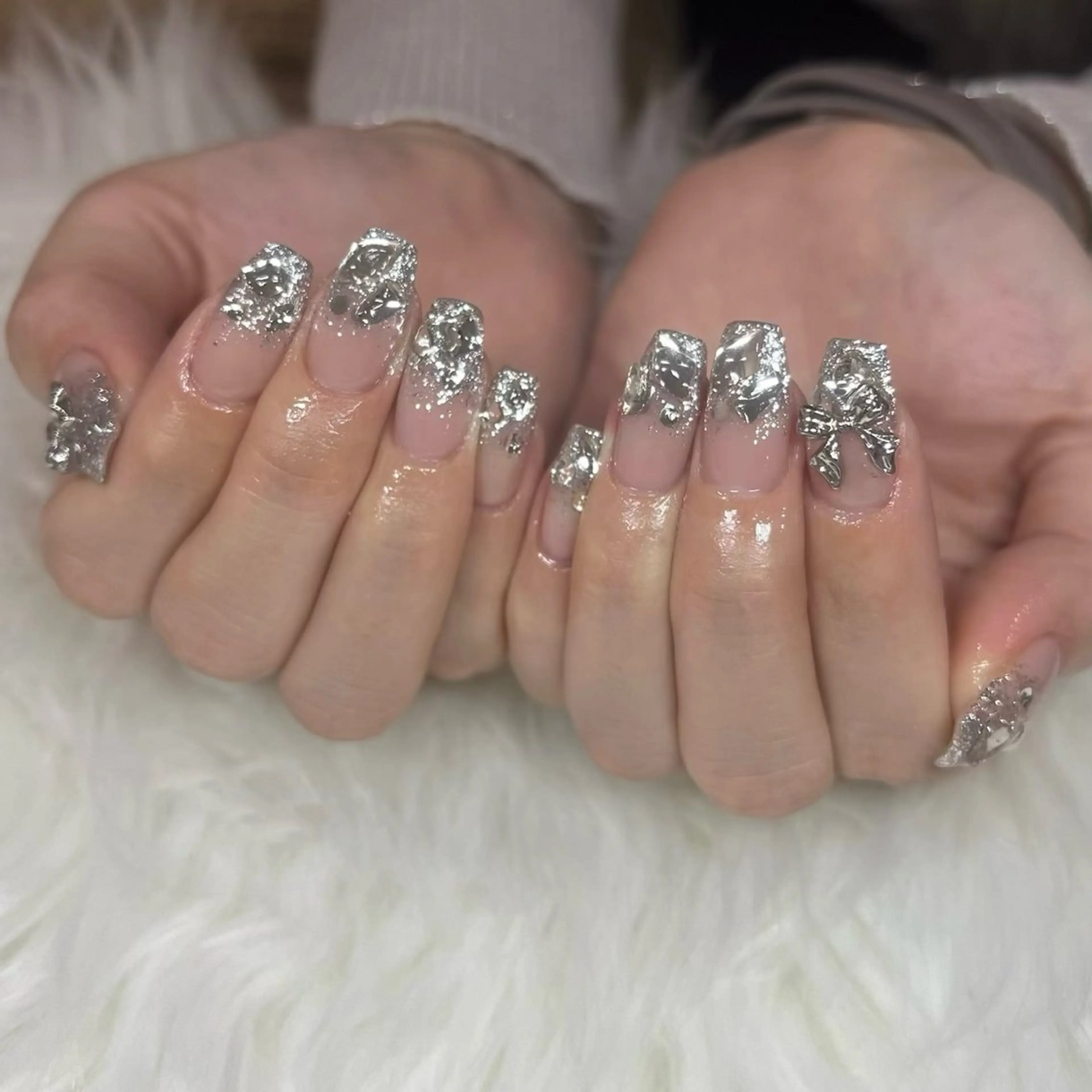 ネイル アートネイル ハンドネイル 透明感ネイル ｜mahiru.のネイルデザイン