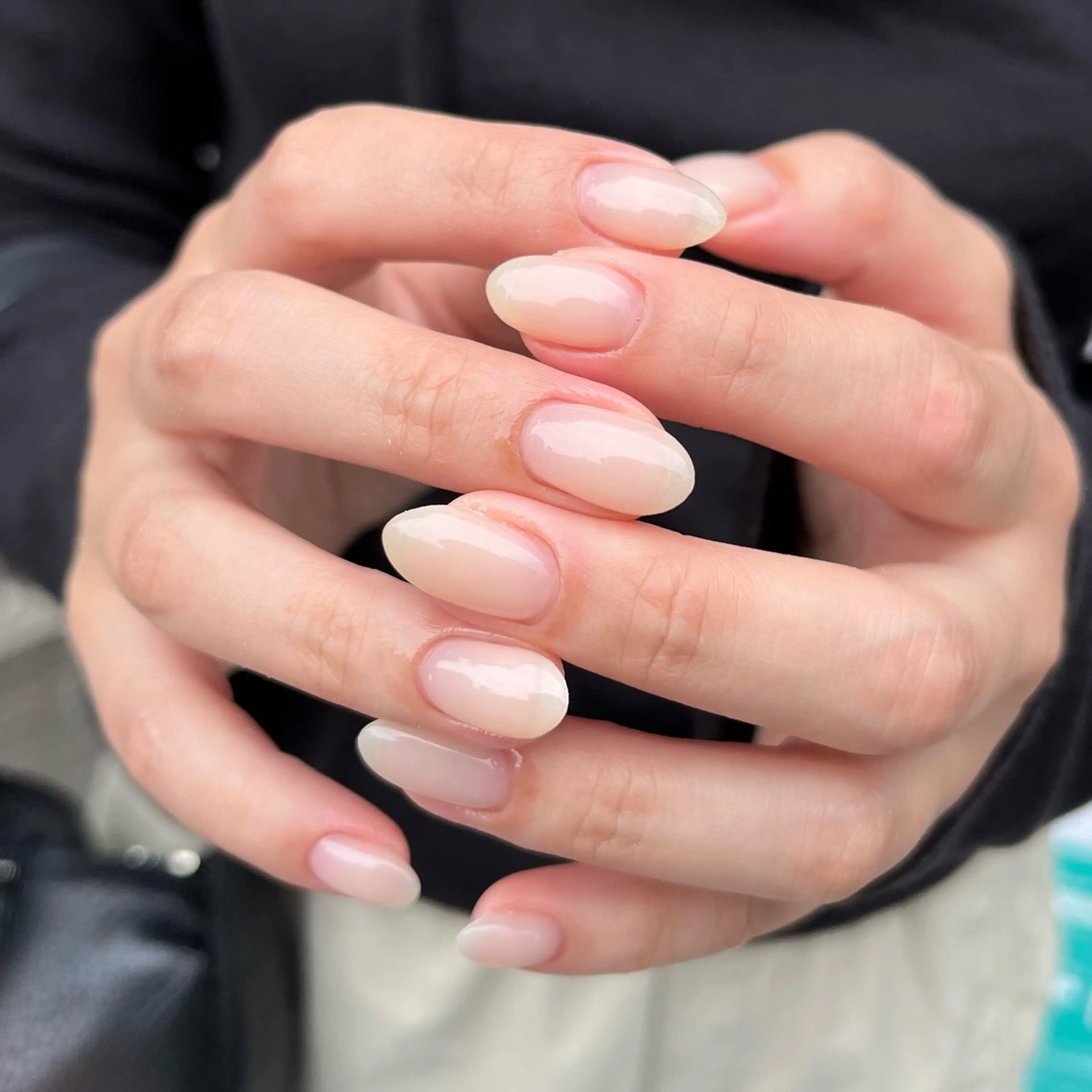 ネイル ラメ(グリッター) ラメグラデーション マグネットネイル オフィスネイル ワンカラーネイル ハンドネイル ハンドケア 🫧OPELIA NAIL渋谷🫧のネイルデザイン