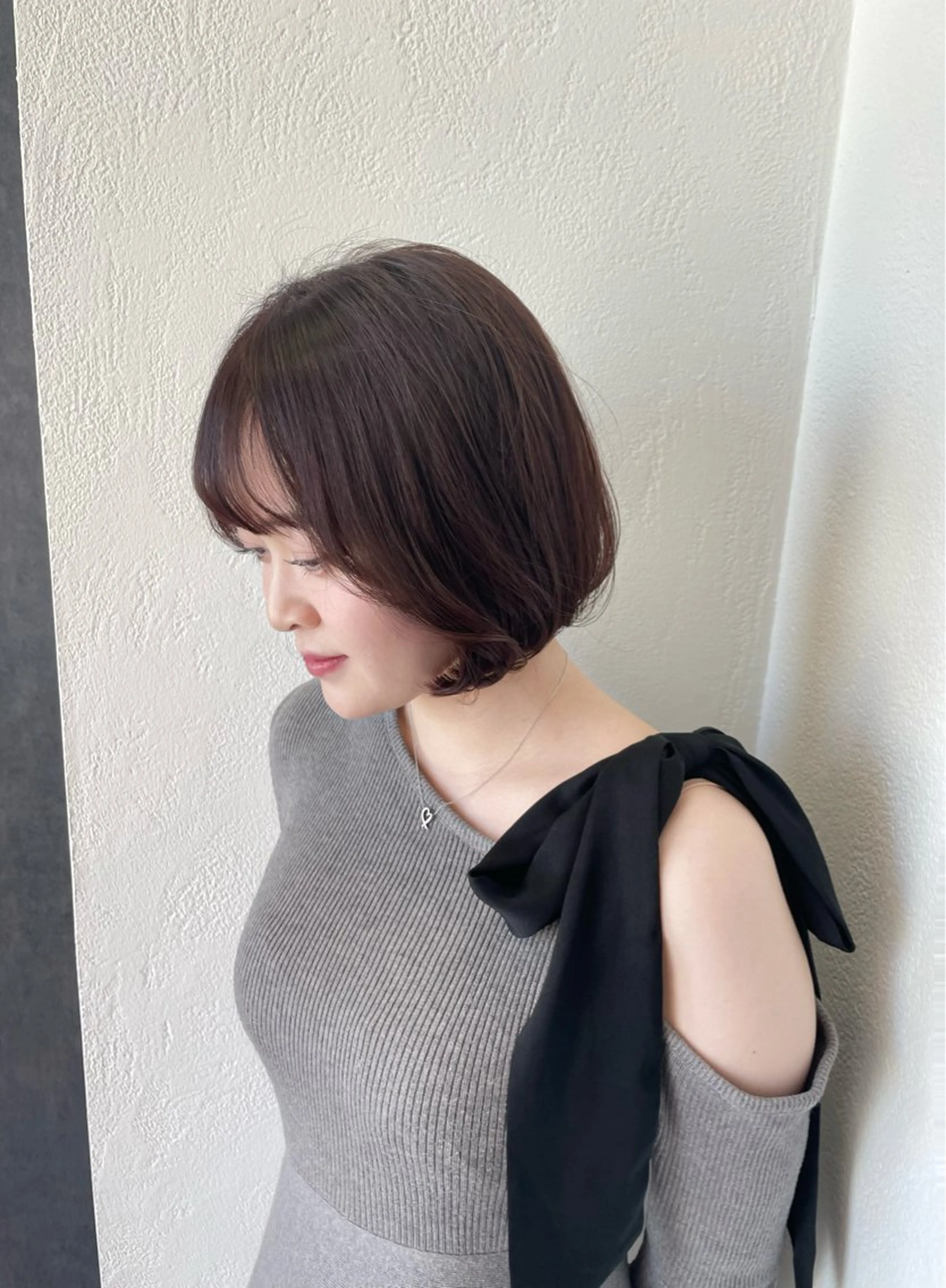 ショート カラー ブラウンカラー ピンクカラー ピンクブラウン 佐藤 陽菜のヘアスタイル