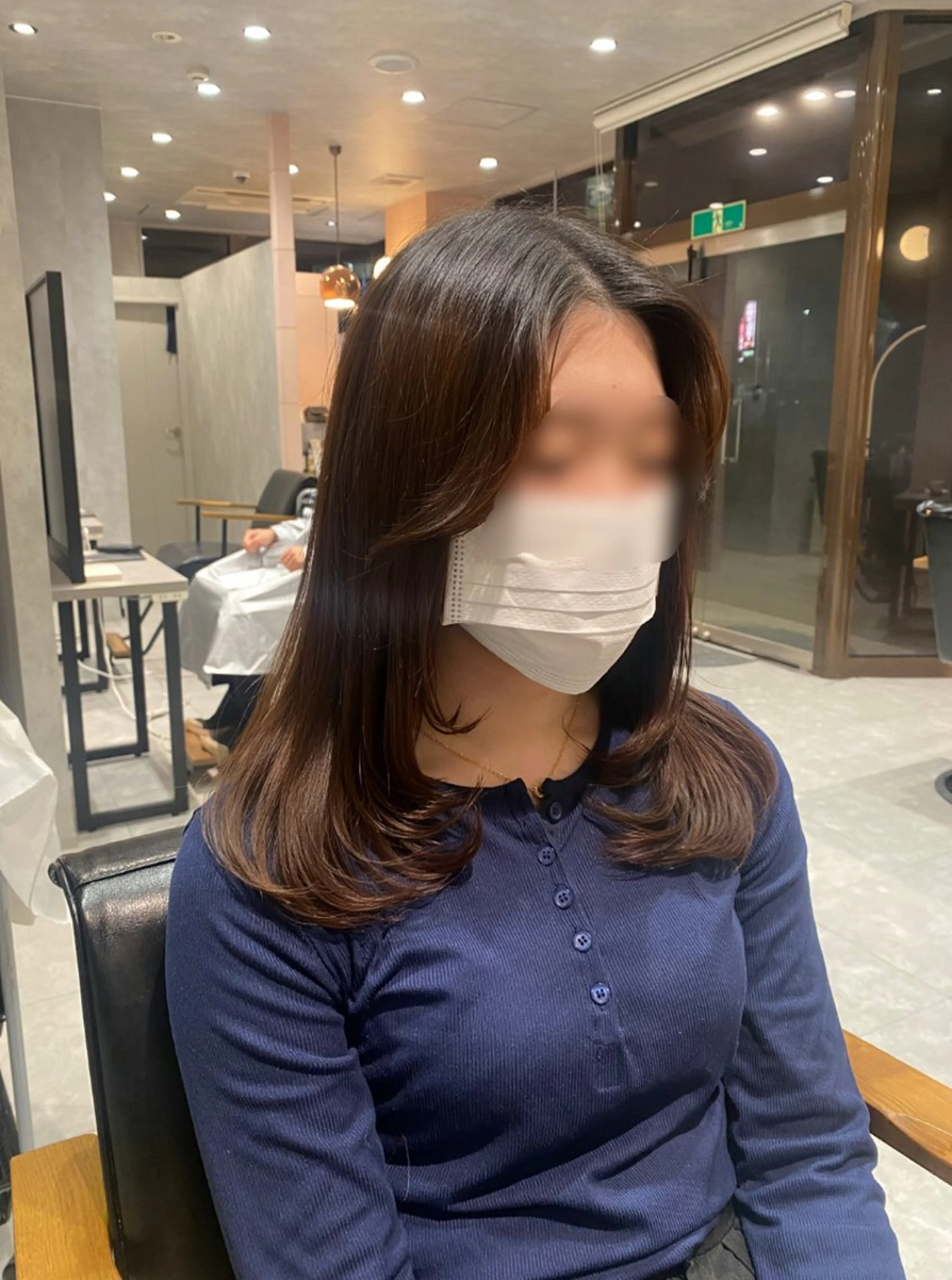 セミロング レイヤーカット 佐藤 生基のヘアスタイル