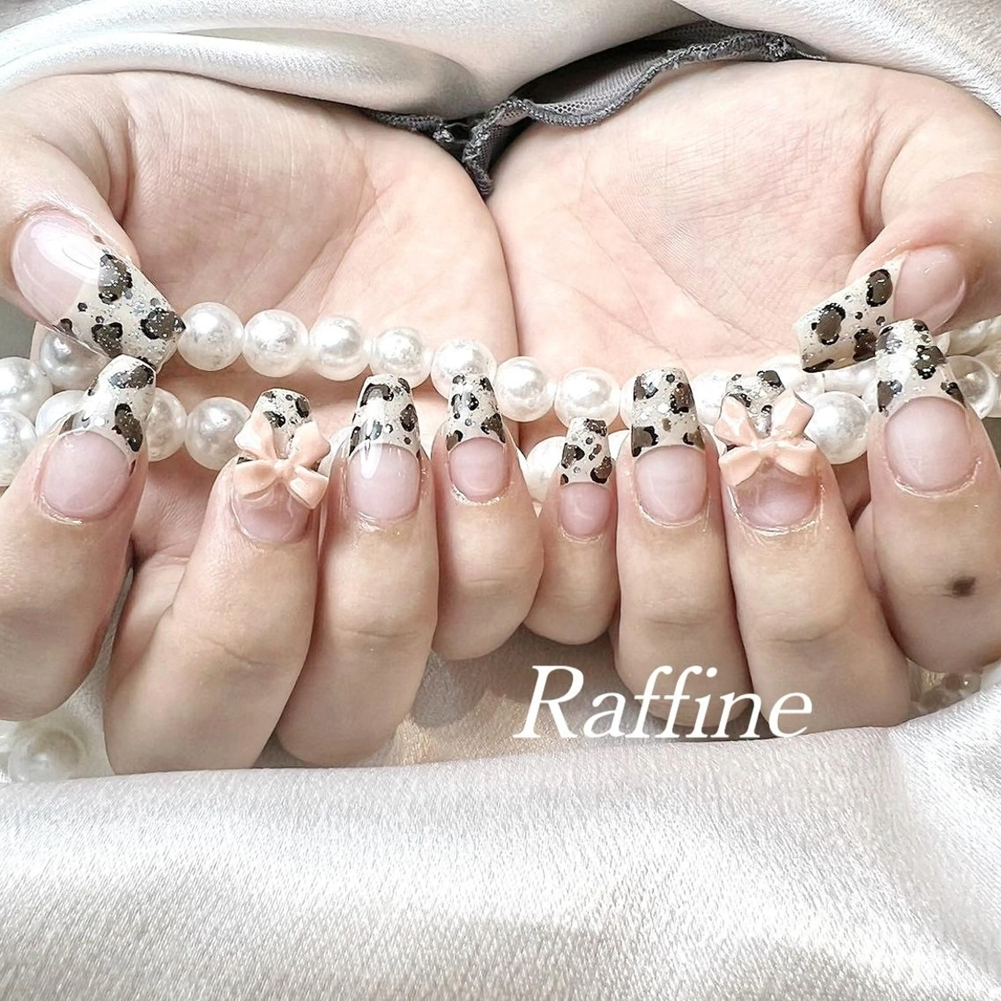 ネイル RAFFINE 月🦋🩵のネイルデザイン