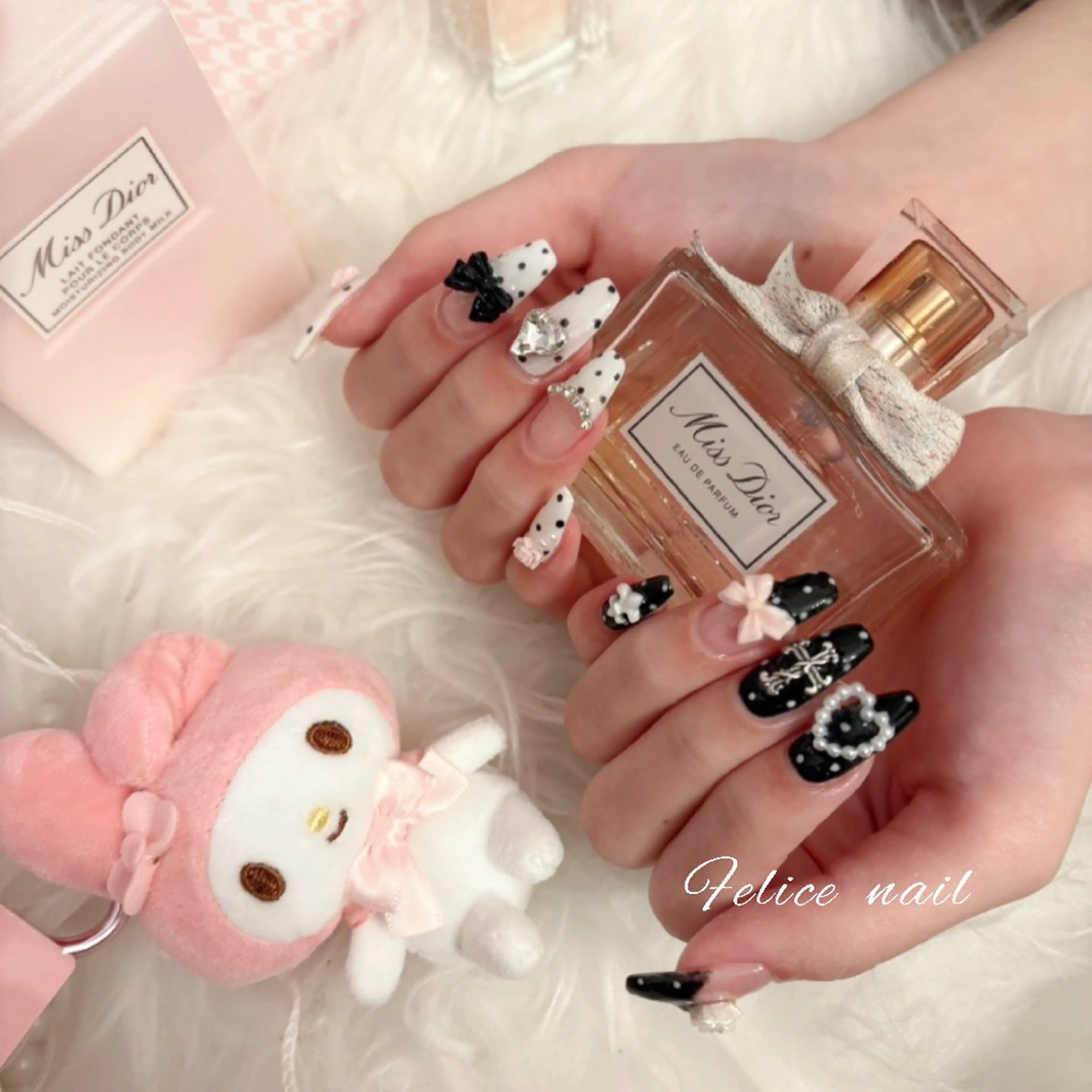 ネイル ドット フレンチネイル ガーリー ピンク 夏ネイル felice nailのネイルデザイン