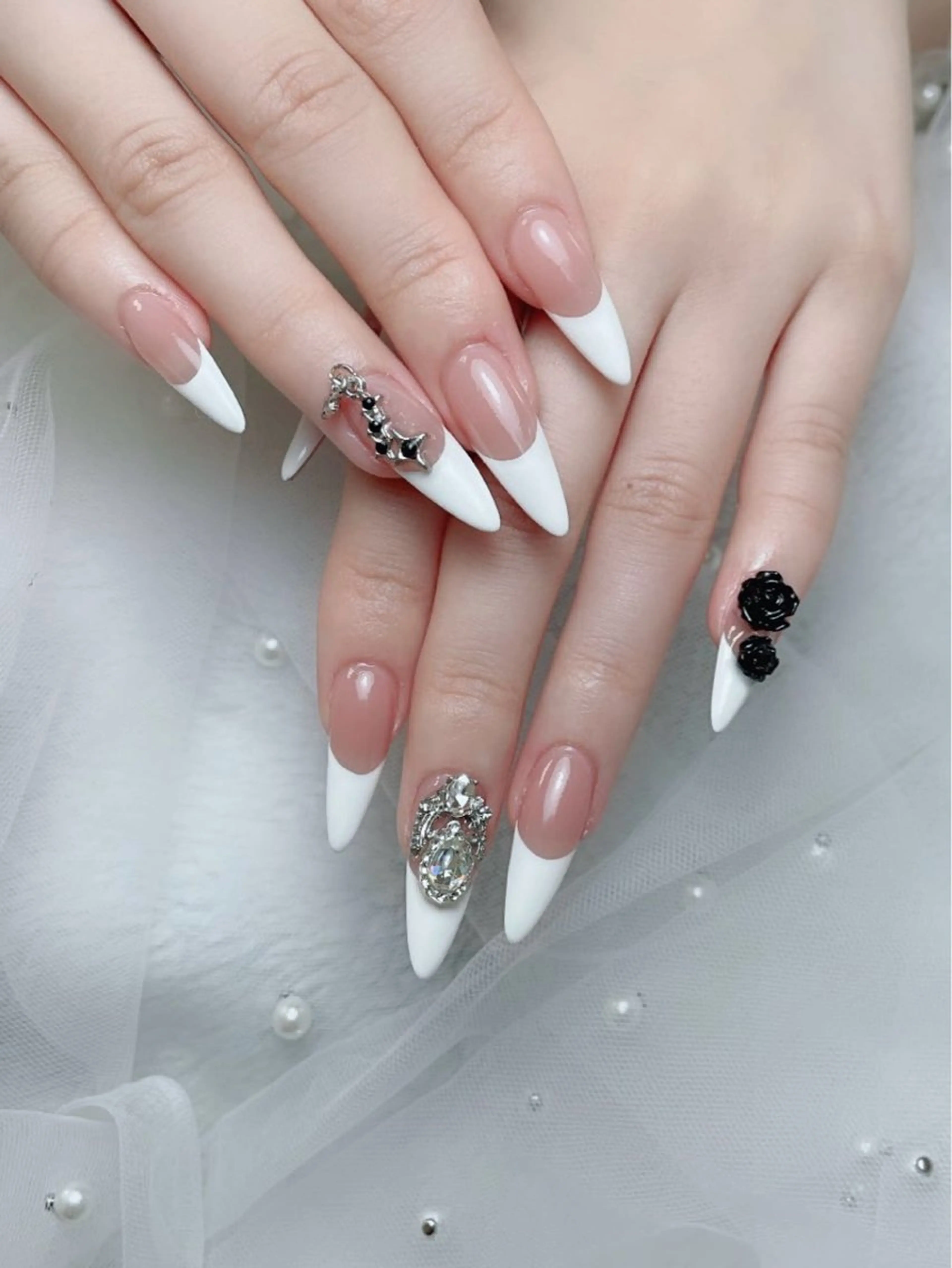 ネイル ハンドネイル ロータス Naのネイルデザイン