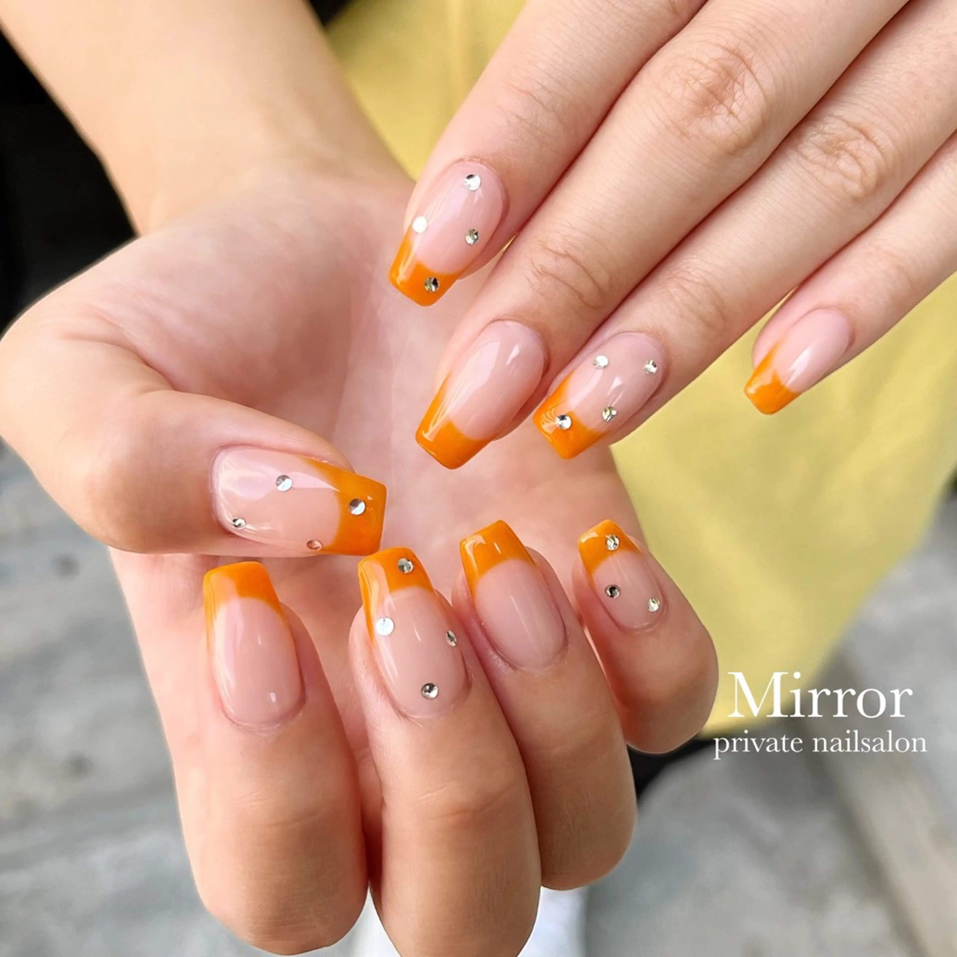 ネイル nailsalon Mirrorのネイルデザイン